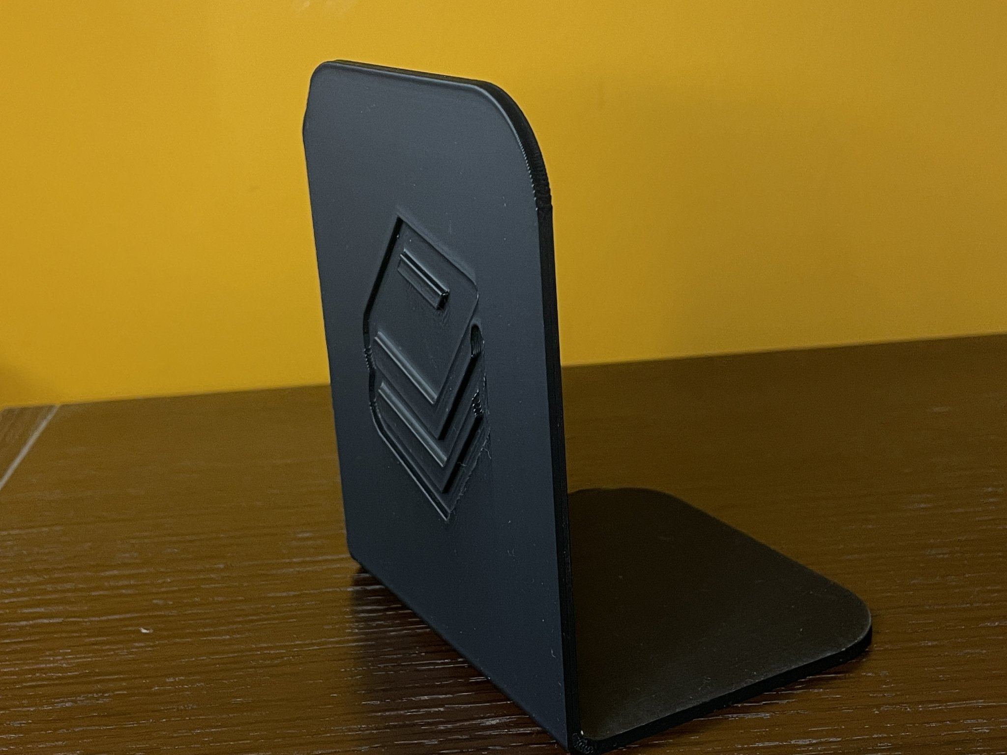 Tiêu đề Bookend tối thiểu Tóm tắt Giá sách tối thiểu để g