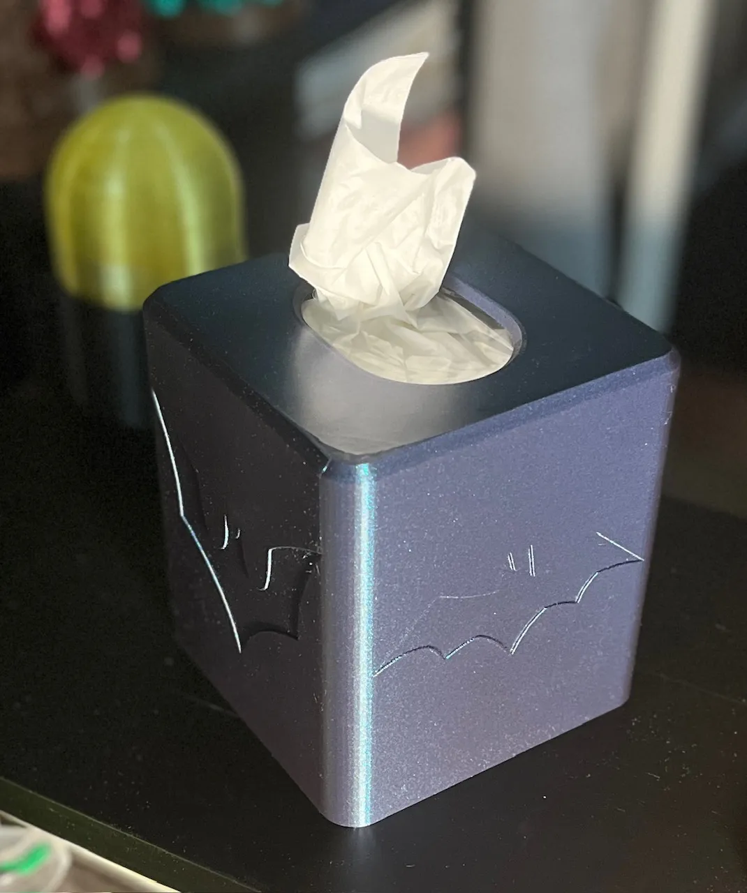 Tiêu đề Vỏ hộp đựng khăn giấy theo chủ đề Batman Tóm tắt