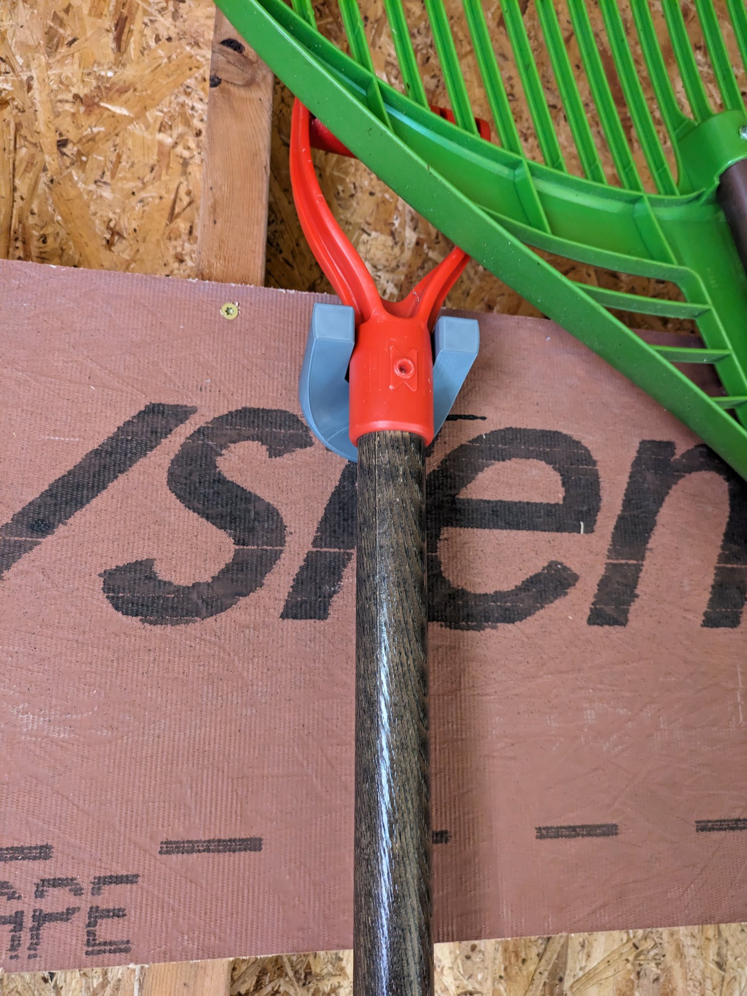 Giá Treo Dụng Cụ Đa Năng