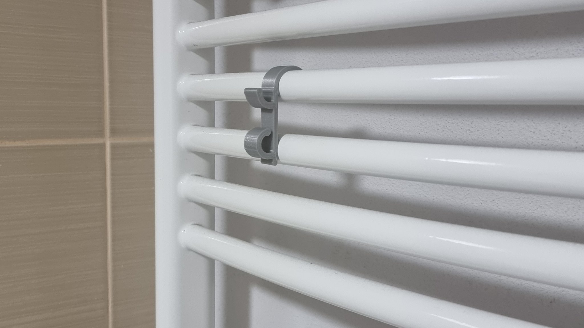 Móc treo khăn nhà tắm cho bộ tản nhiệt