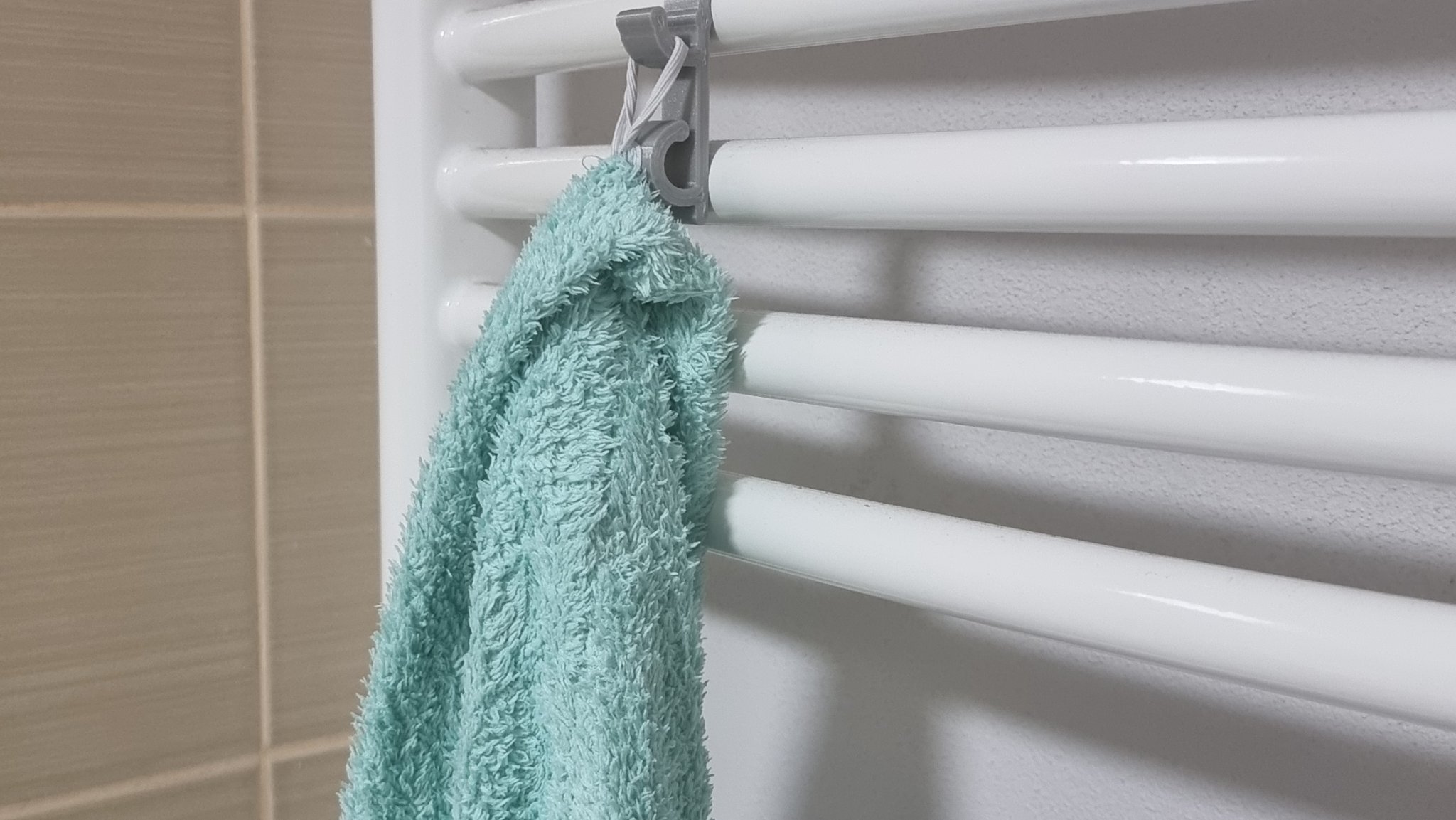 Móc treo khăn nhà tắm cho bộ tản nhiệt