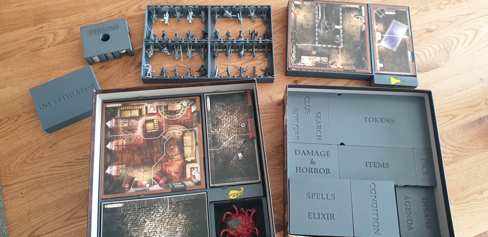 Khay Tổ Chức Mighty Mansions of Madness