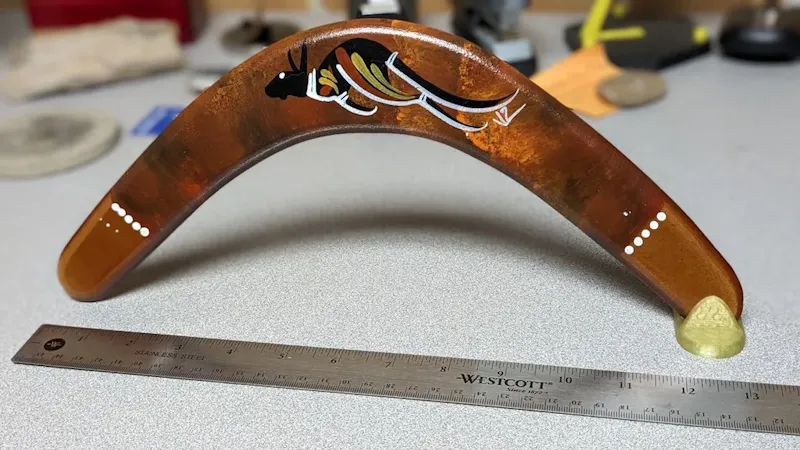 Chân đế trưng bày Boomerang