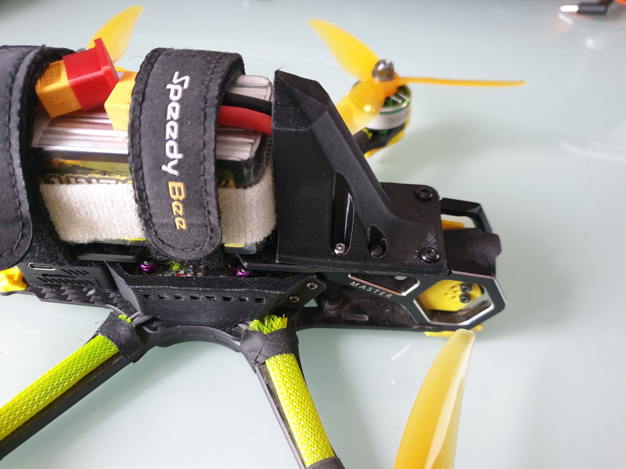 Speedybee Master5 V2 LIPO shield