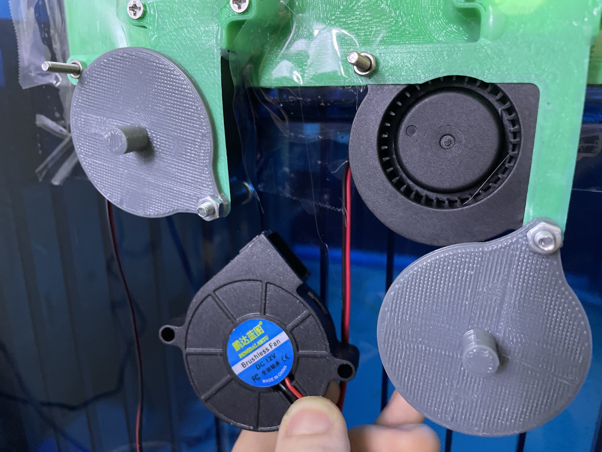 Tiêu đề Vỏ quạt xoay 5015 có tay cầm Tóm tắt Dễ dàng chuyể