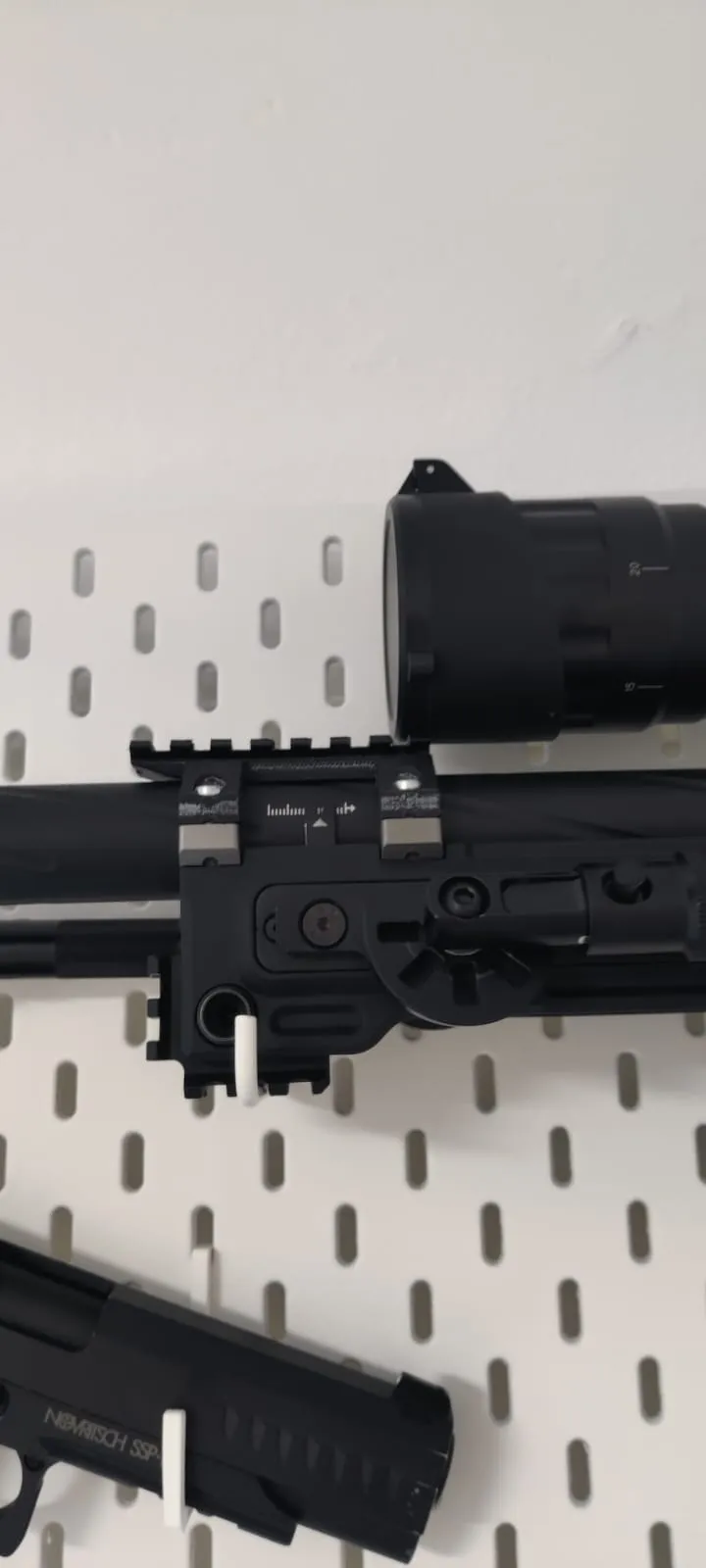 Tiêu đề Ray trước SSG10A3 Tóm tắt Đường ray picatinny Frint dà