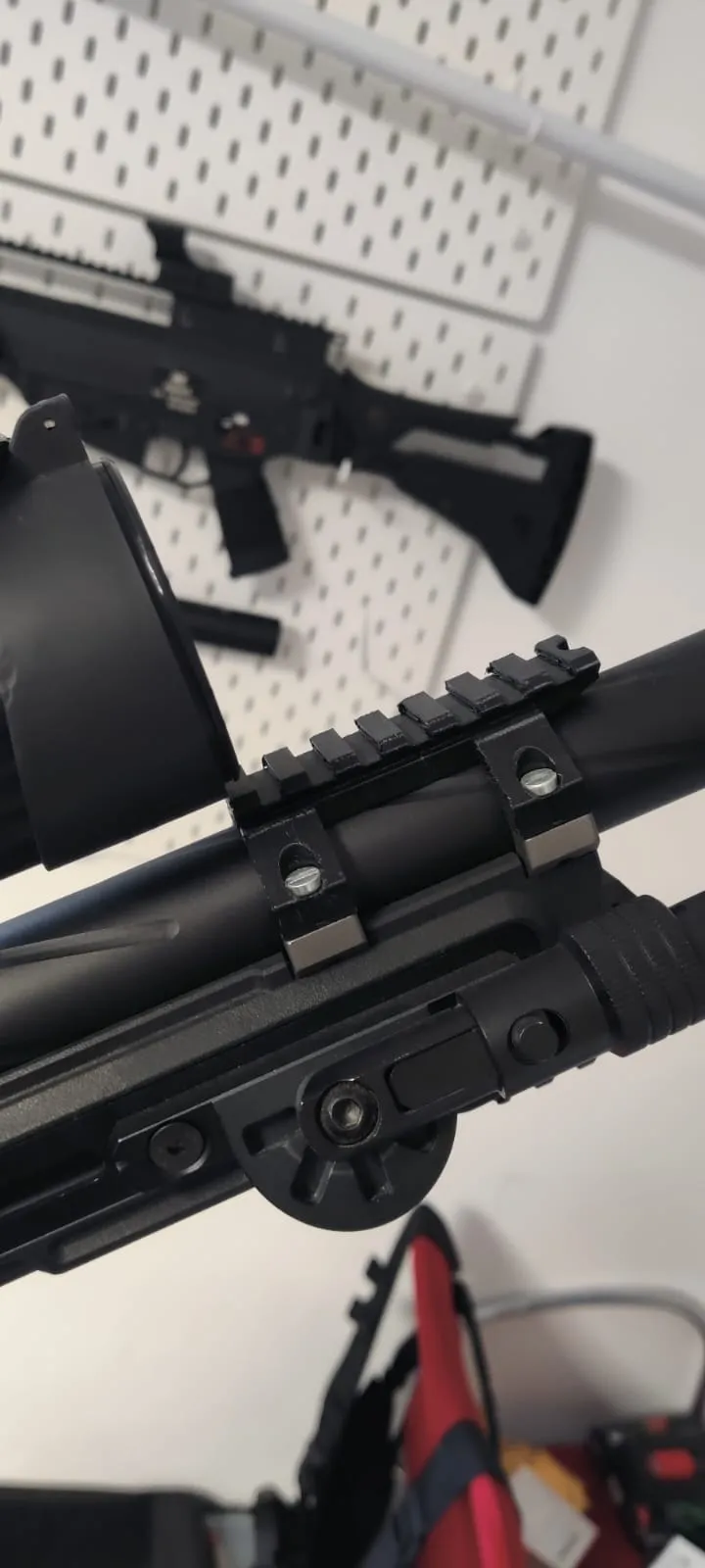 Tiêu đề Ray trước SSG10A3 Tóm tắt Đường ray picatinny Frint dà