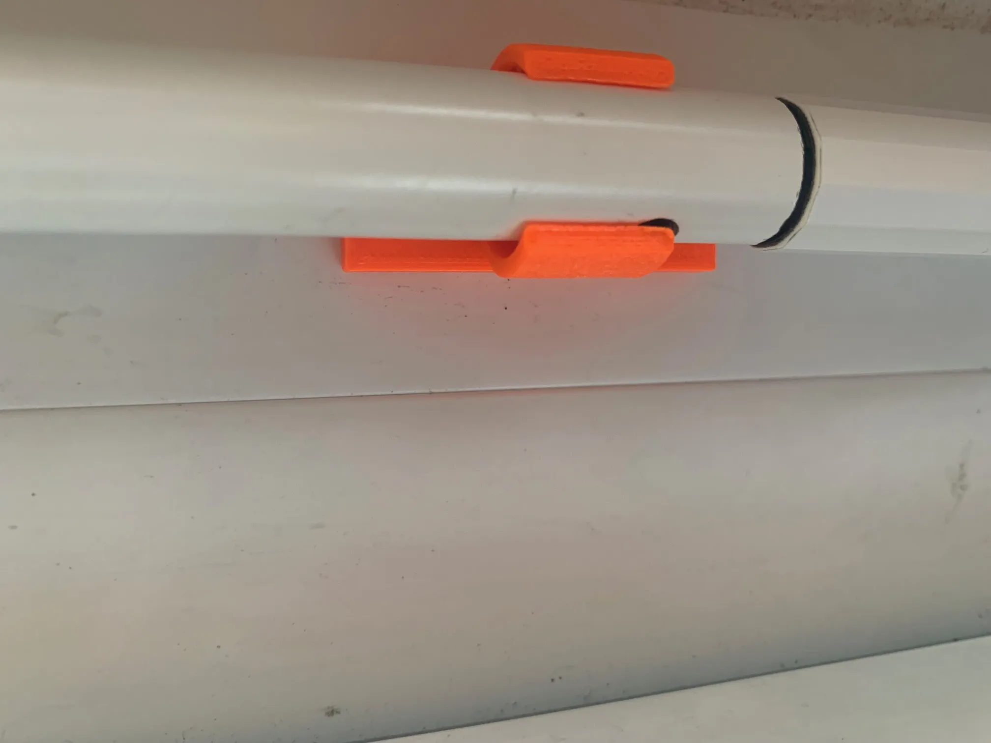 Giá Đỡ Tay Quay Rèm Che (Mành Cửa Sổ)