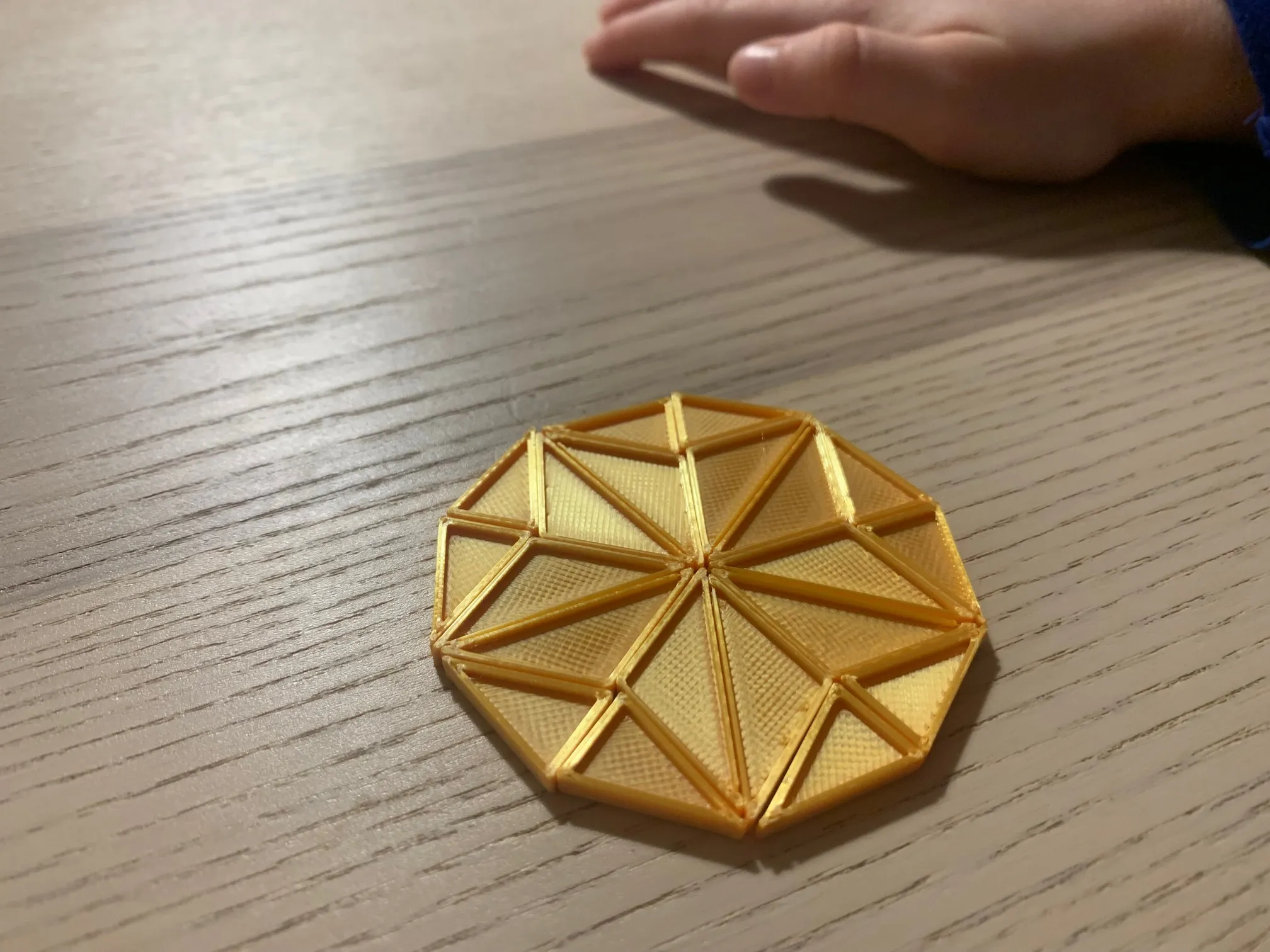 Tam Giác Penrose Xếp Gạch II