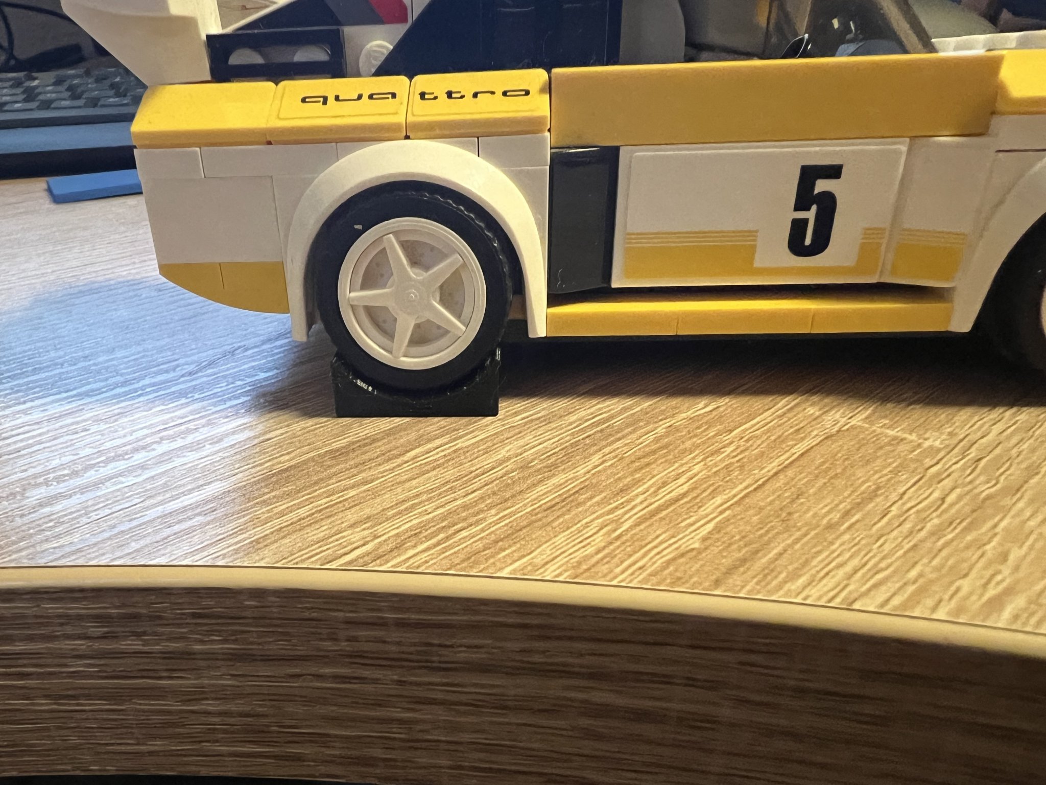 Đế Xe Lego Chống Lăn