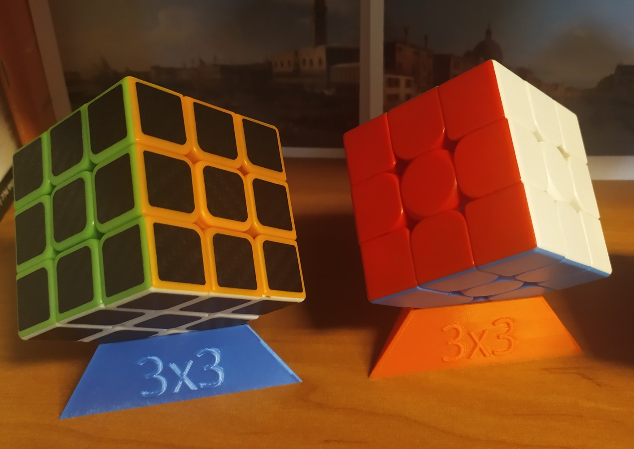 Kệ Đựng Khối Rubik