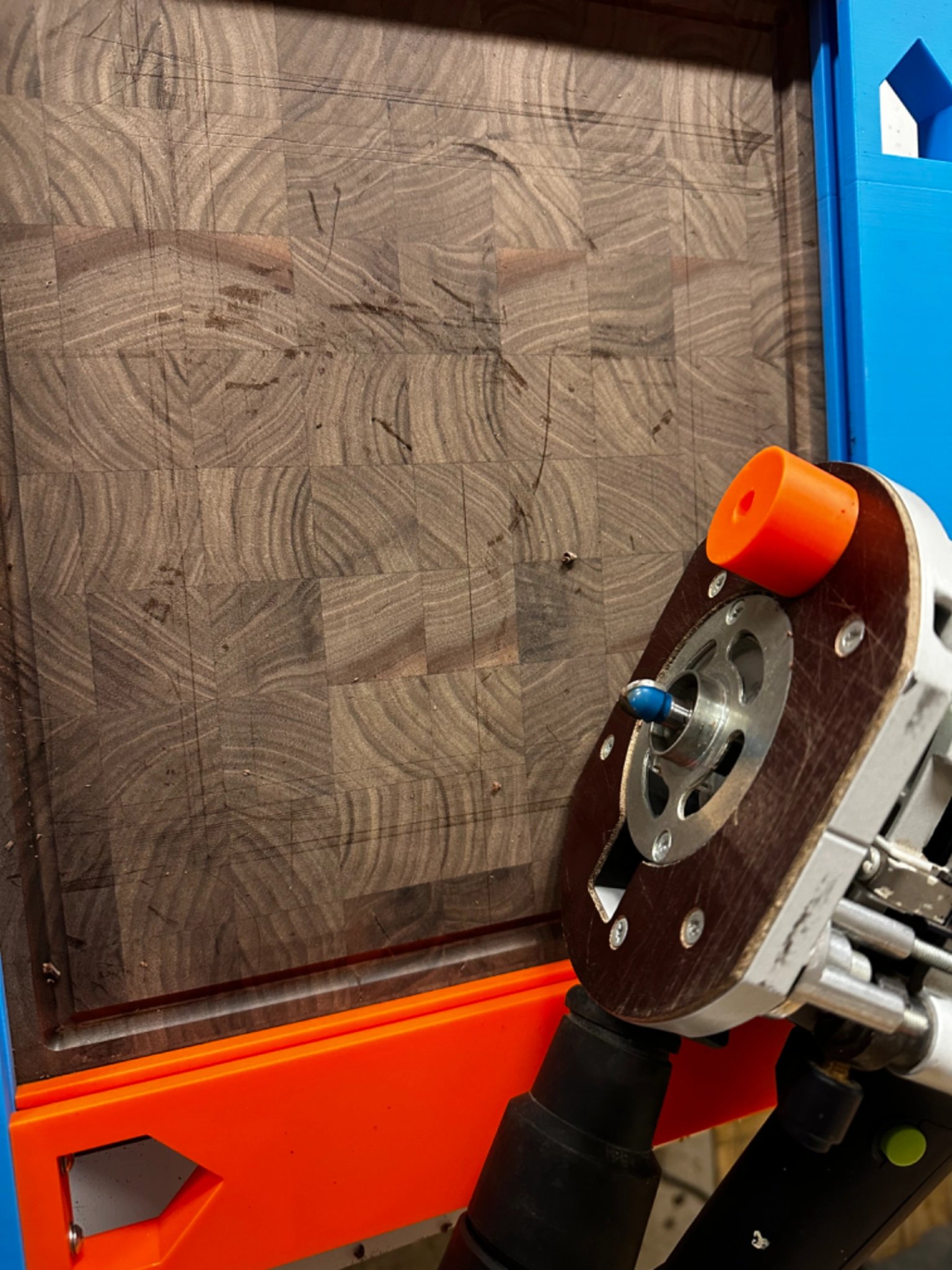 Tiêu đề Mẫu bộ định tuyến có thể điều chỉnh Tóm tắt M