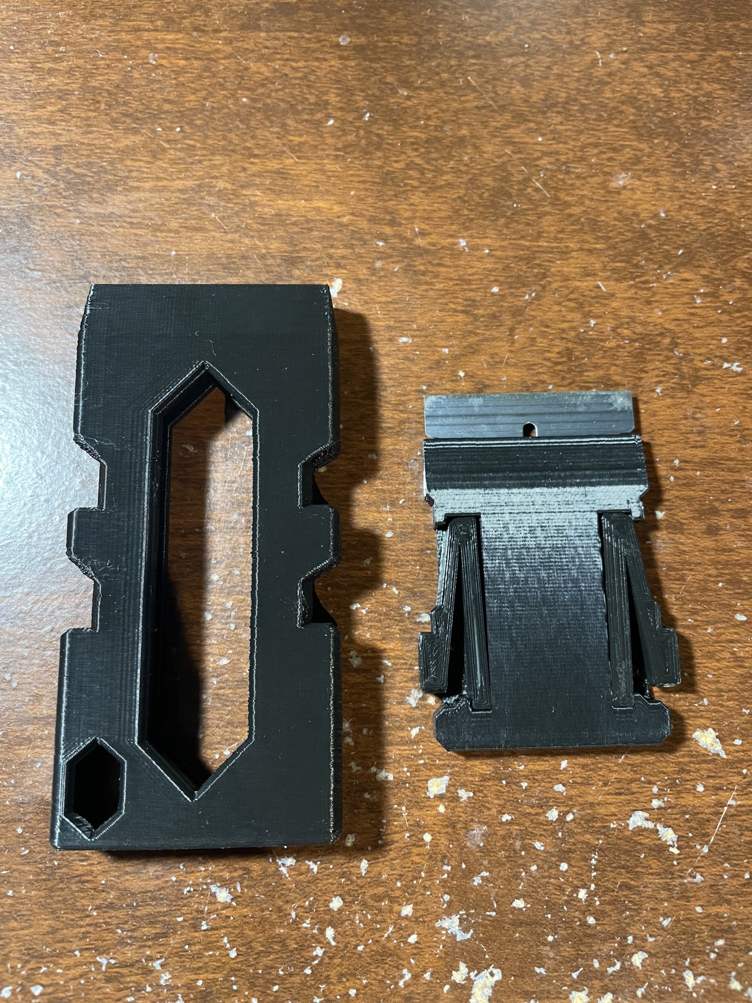 Tiêu đề Máy cạo có thể thu vào Tóm tắt Một dụng cụ cạo