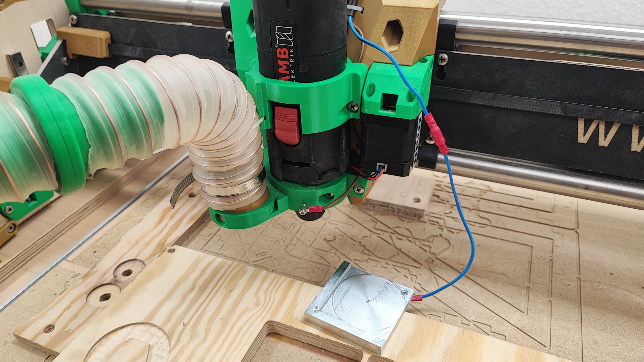 Tiêu đề Giá đỡ công cụ AMB 10501400 cho LowRider 3 Tóm tắt Tô