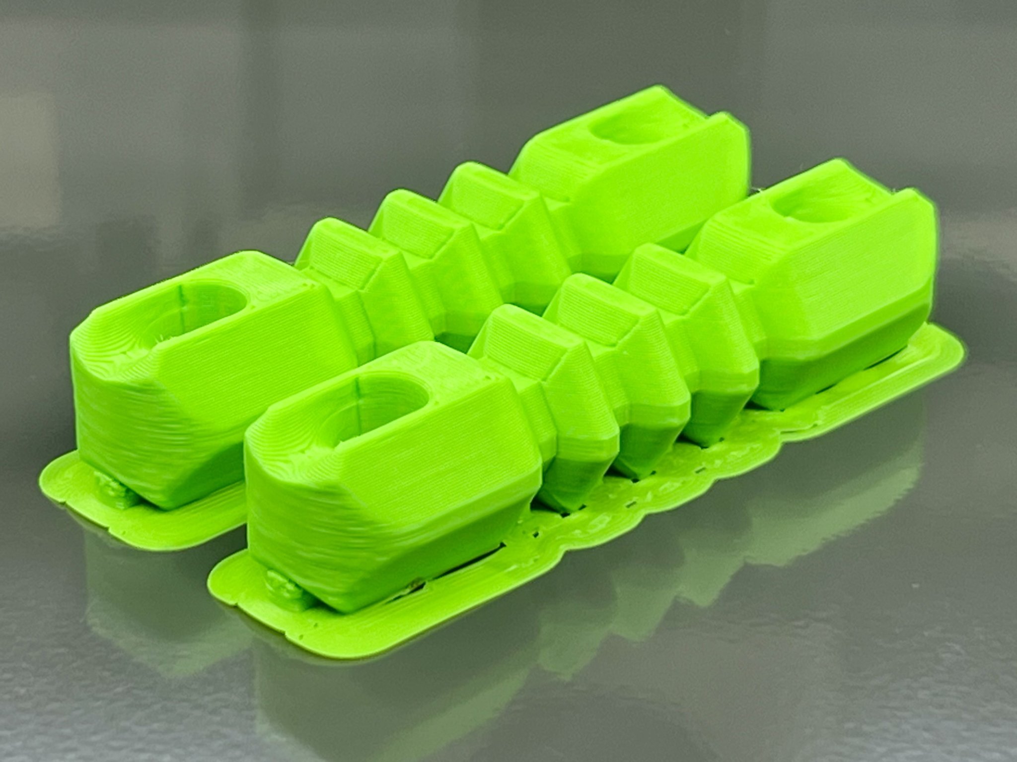 Chắn cuối anten ("dogbone") bằng nhựa ASA