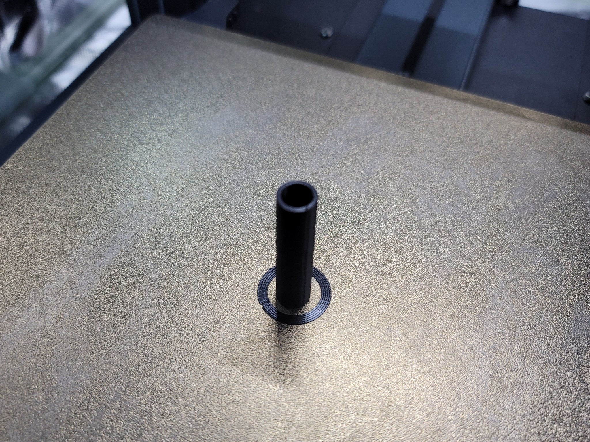 Tiêu đề Thay thế đầu nối giữa thanh sợi thủy tinh Tóm tắt