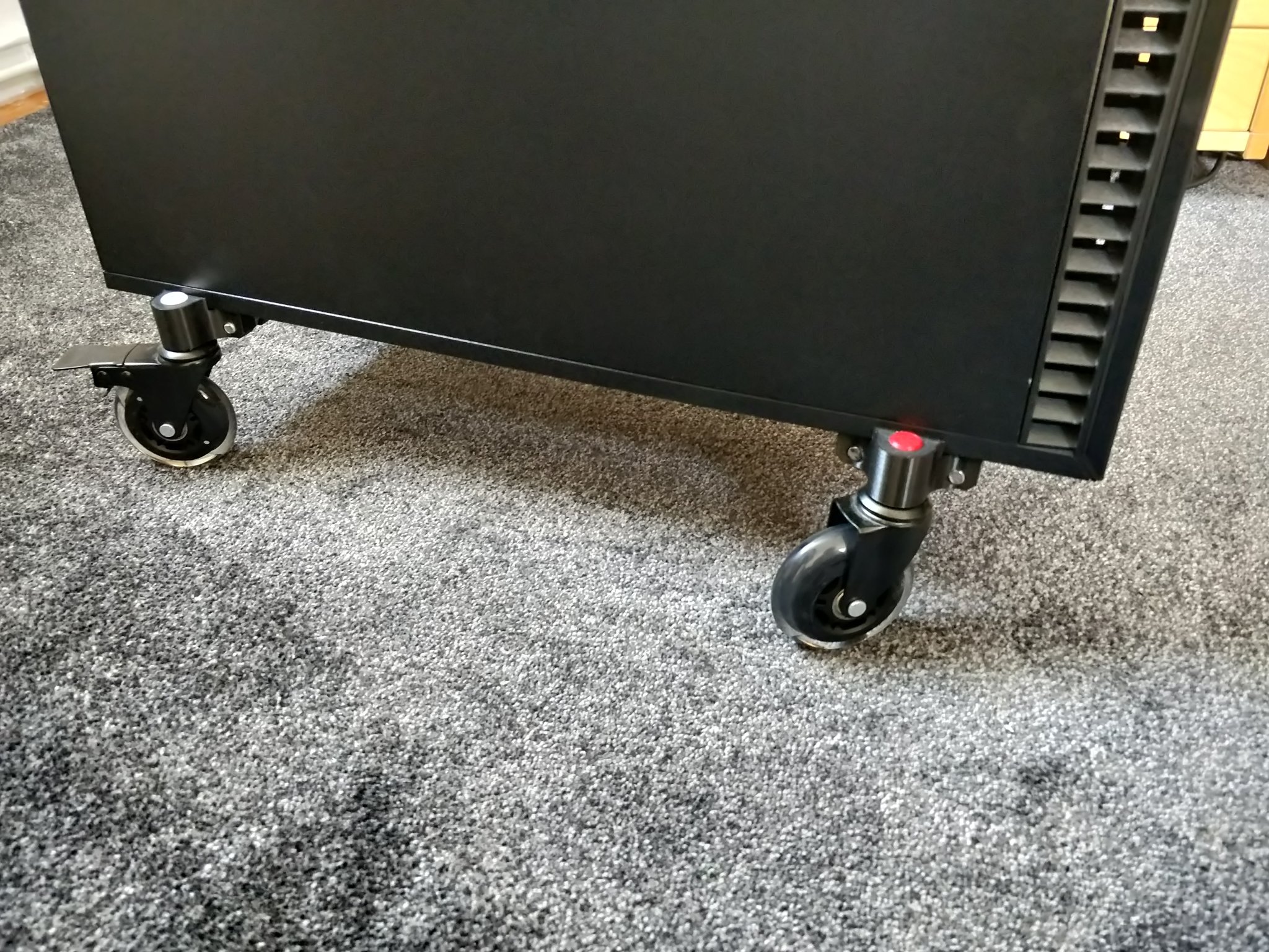 Tiêu đề Fractal Design 7 XL Meshify 2 XL Xác định 7 bánh xe được