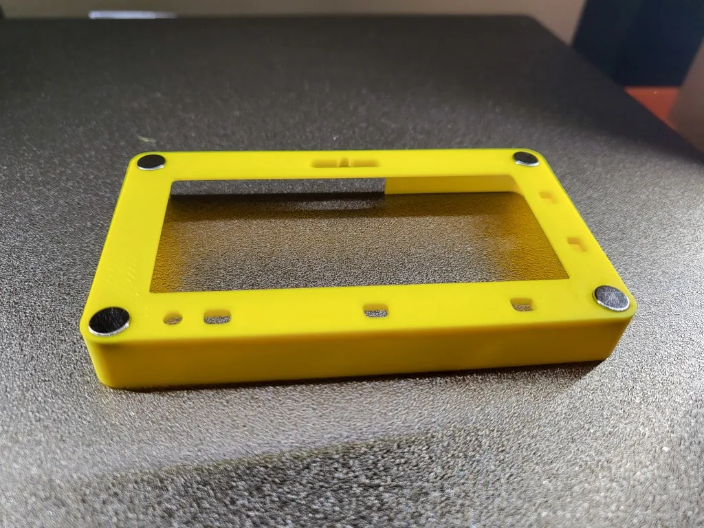 Vỏ Case Nam Châm Cho Pimoroni Badger 2040