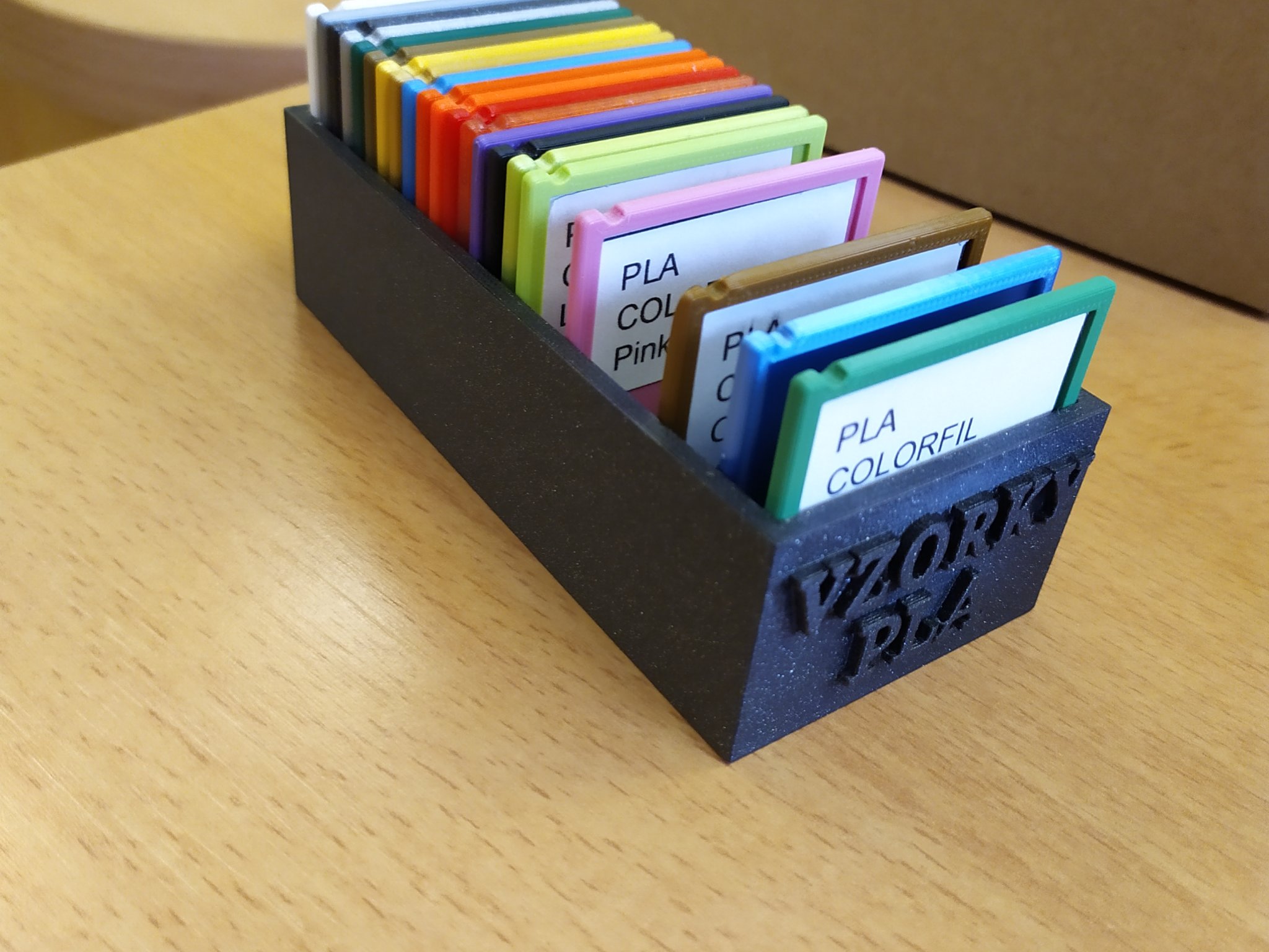 Hộp Đựng Mẫu Sợi Nhựa In 3D