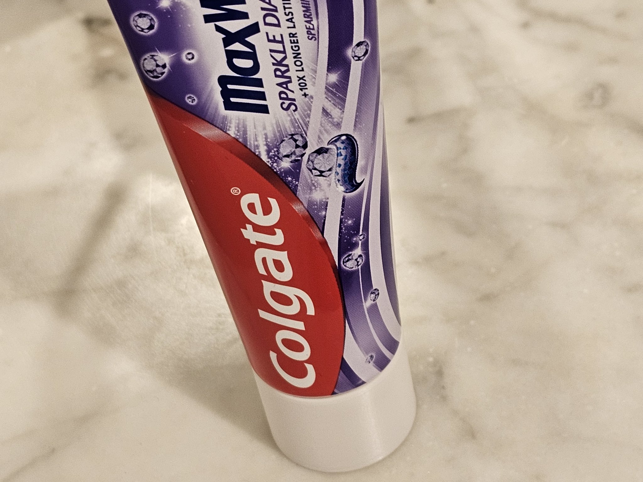 Tiêu đề Hộp đựng kem đánh răng Colgate Tóm tắt Giá đỡGiá