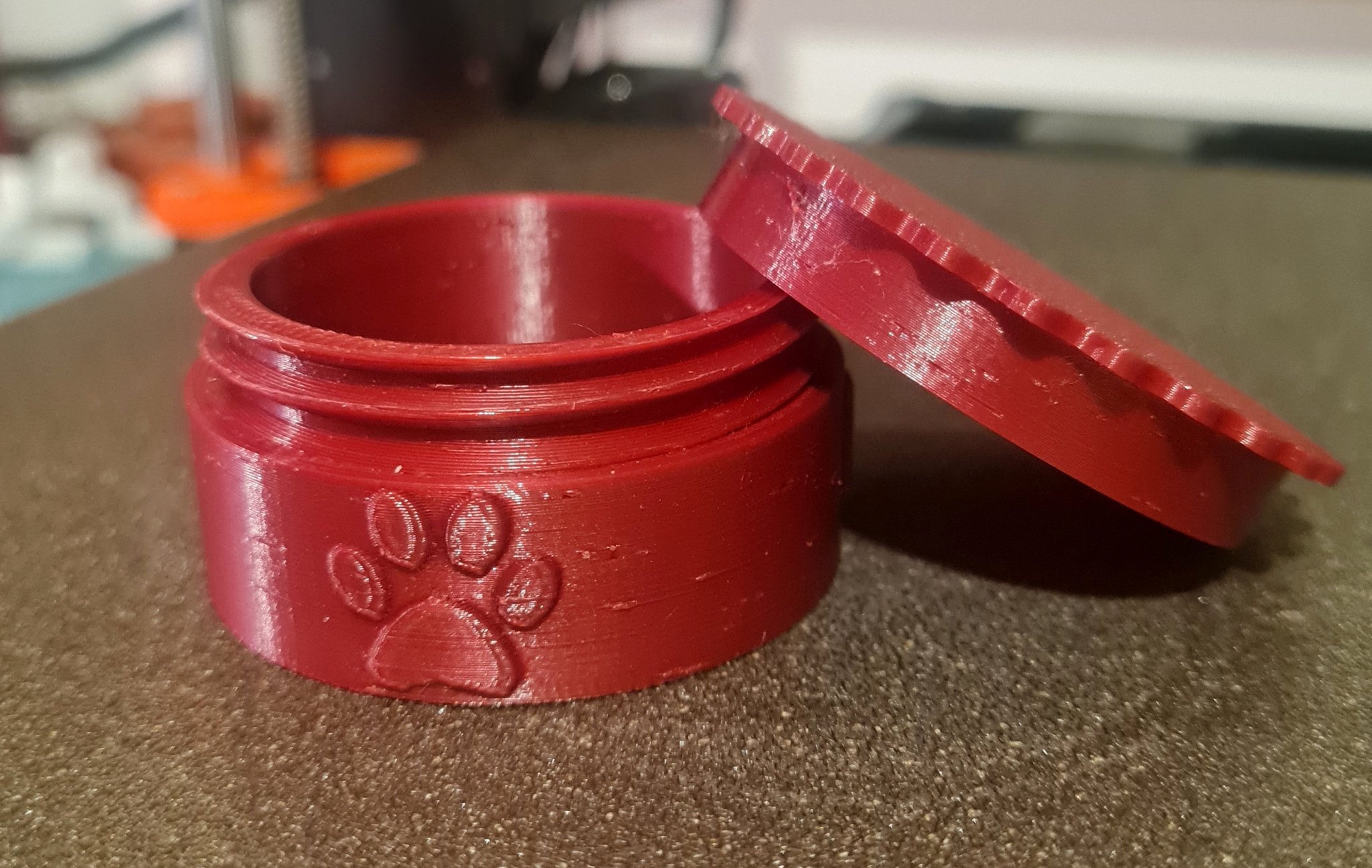 Hộp đựng bánh thưởng cho chó - Phiên bản mới