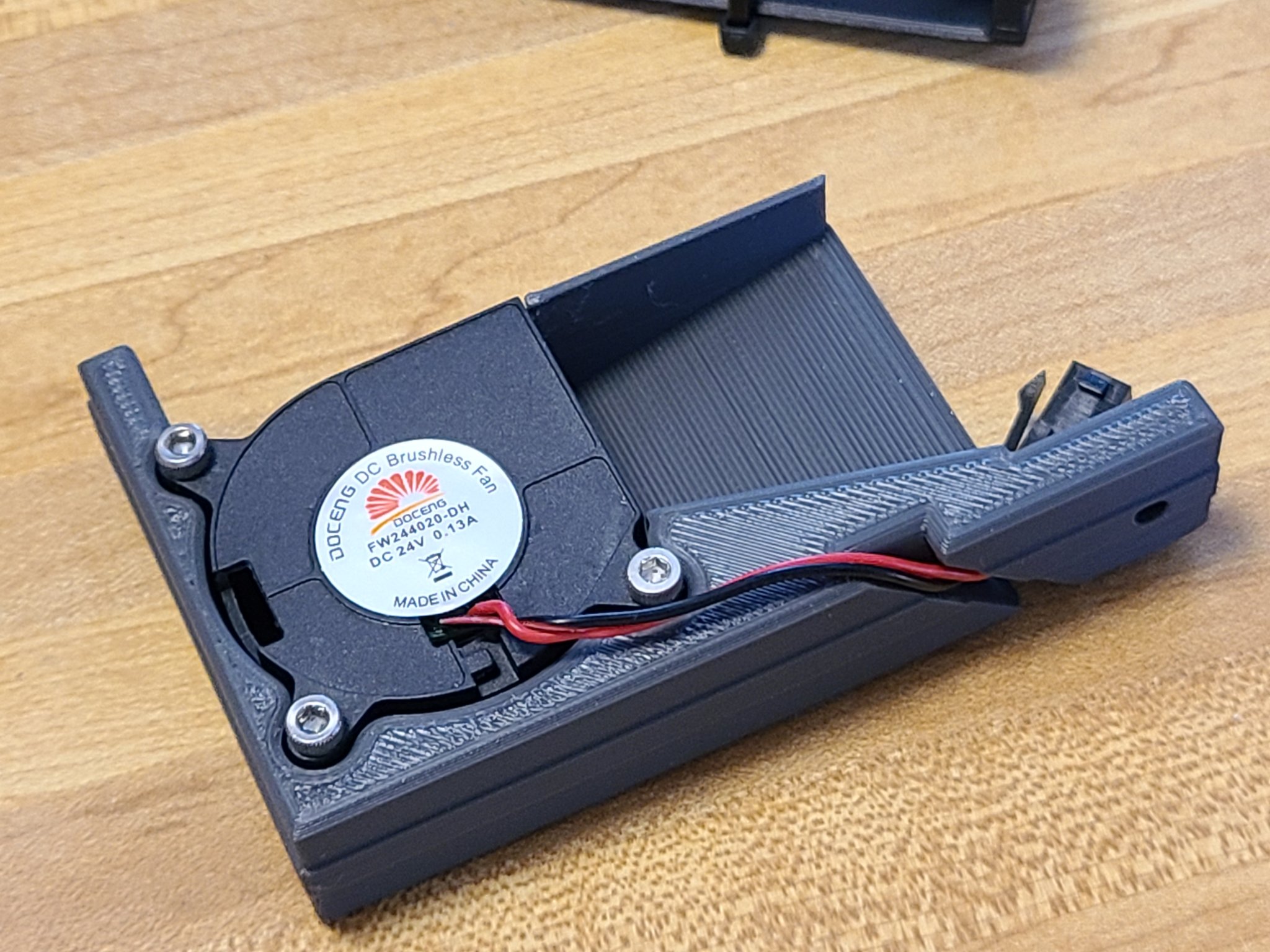 Tiêu đề Quạt giường đinh ba Tổng hợp Tái sử dụng quạt Af