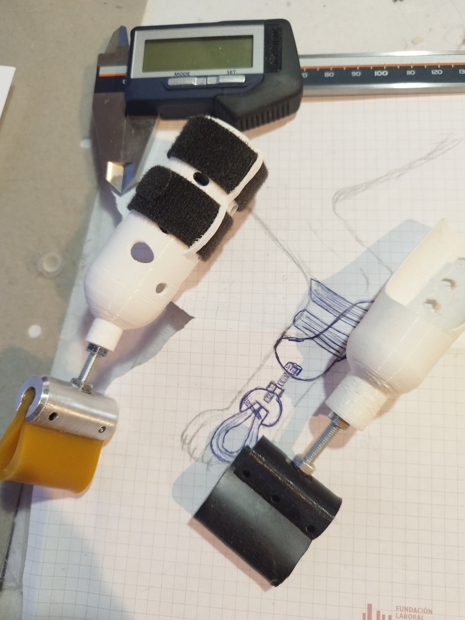 Tiêu đề Protesis para patas de gato o perroChân giả cho bàn chân chó