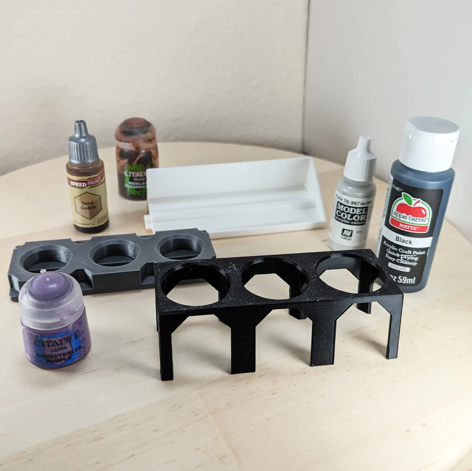 Tiêu đề Khay Đựng Sơn 3 Chậu - Có Giá Treo Tường Có Thể Mở