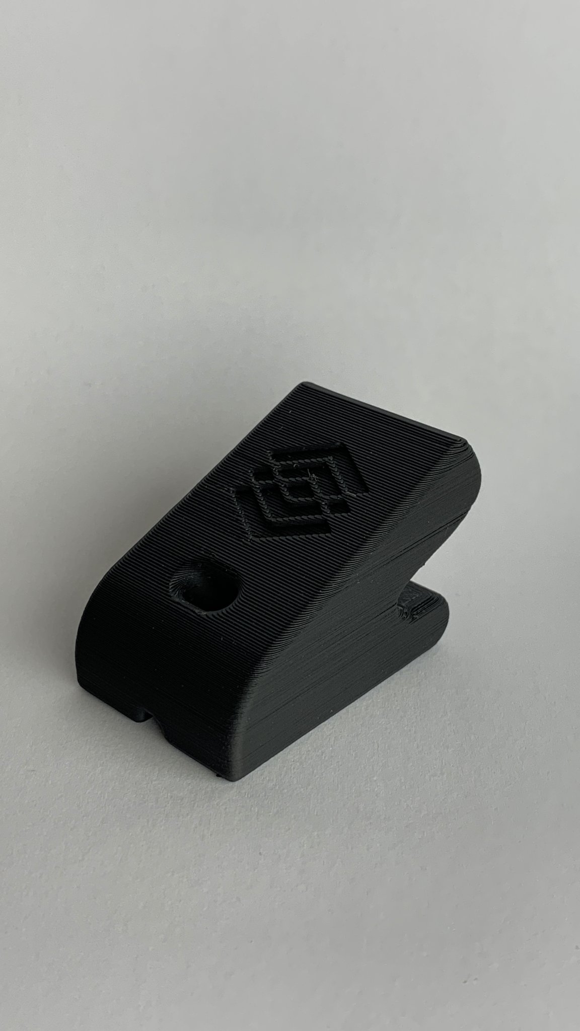 Tiêu đề Apple Maus Ladesstation Tóm tắt Unsere Apple-Maus-Ladesstation