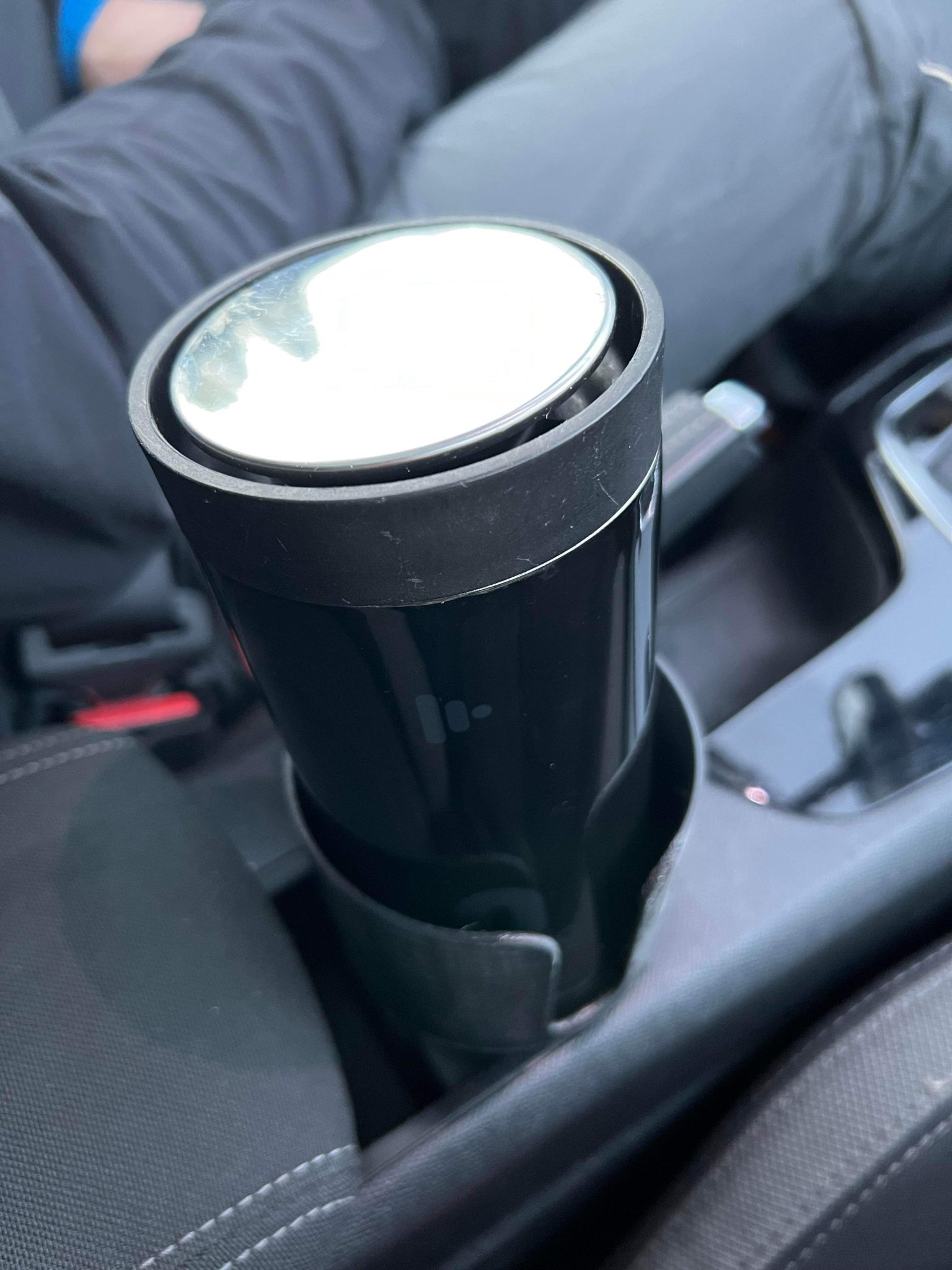 Giá Đỡ Ly Cho Xe Peugeot