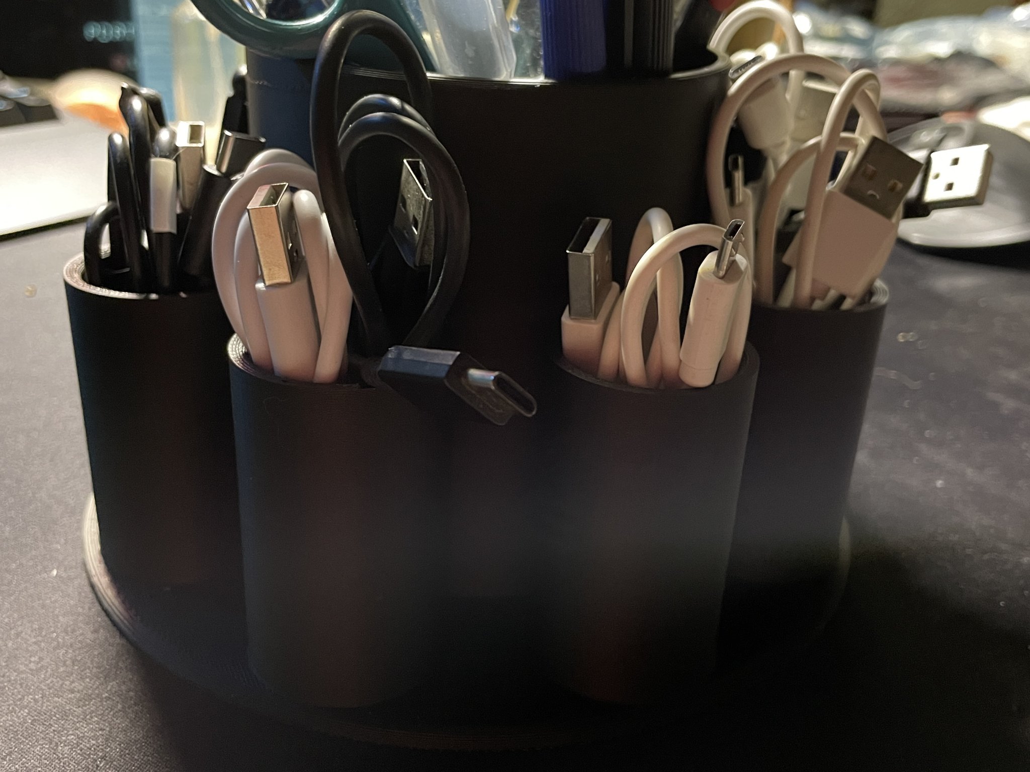 Tiêu đề Organizador 43D Tóm tắt Organizador de escritorio para tener