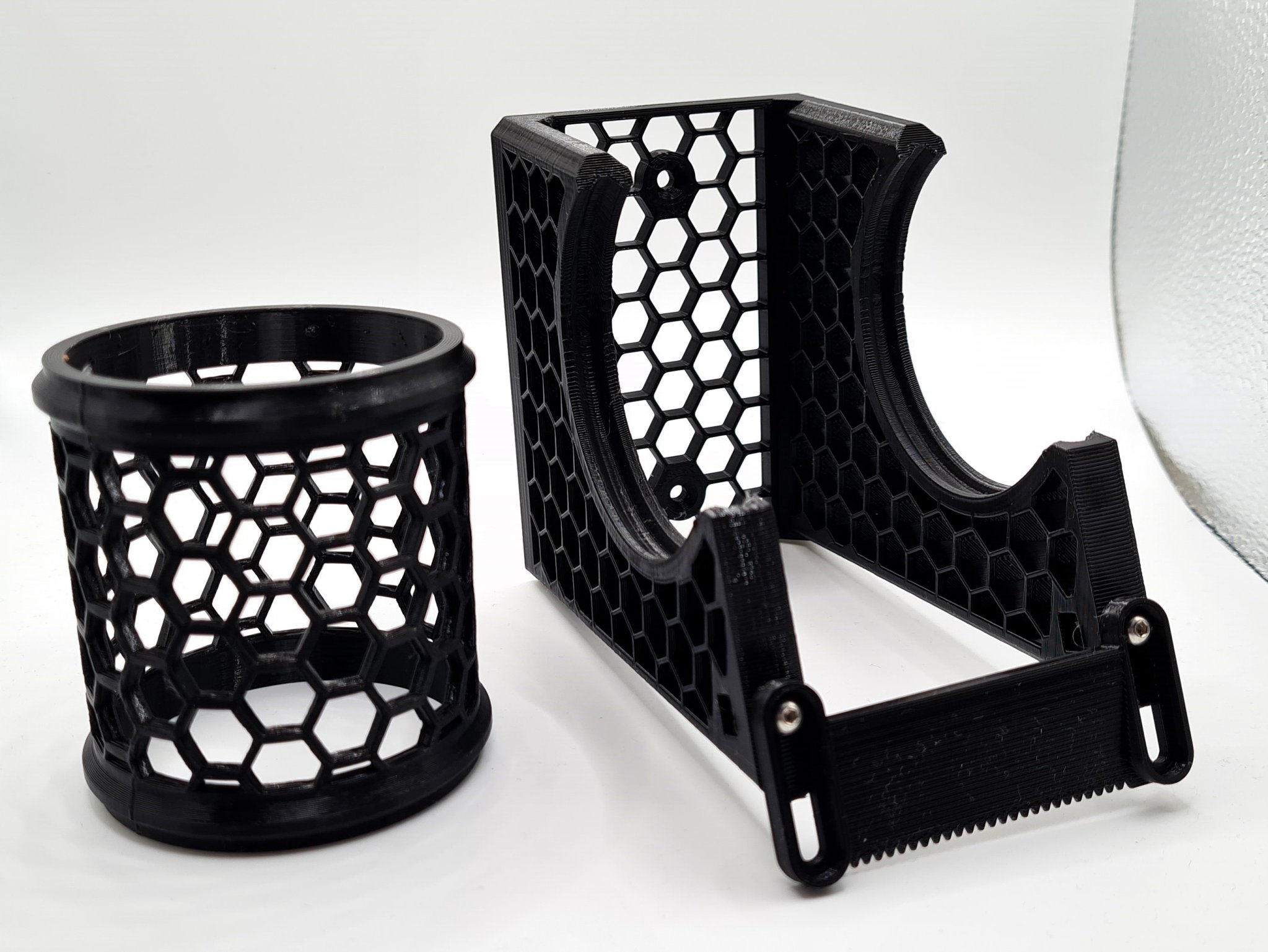 Tiêu đề Máy phân phối băng treo tường Thiết kế tổ ong Tóm t