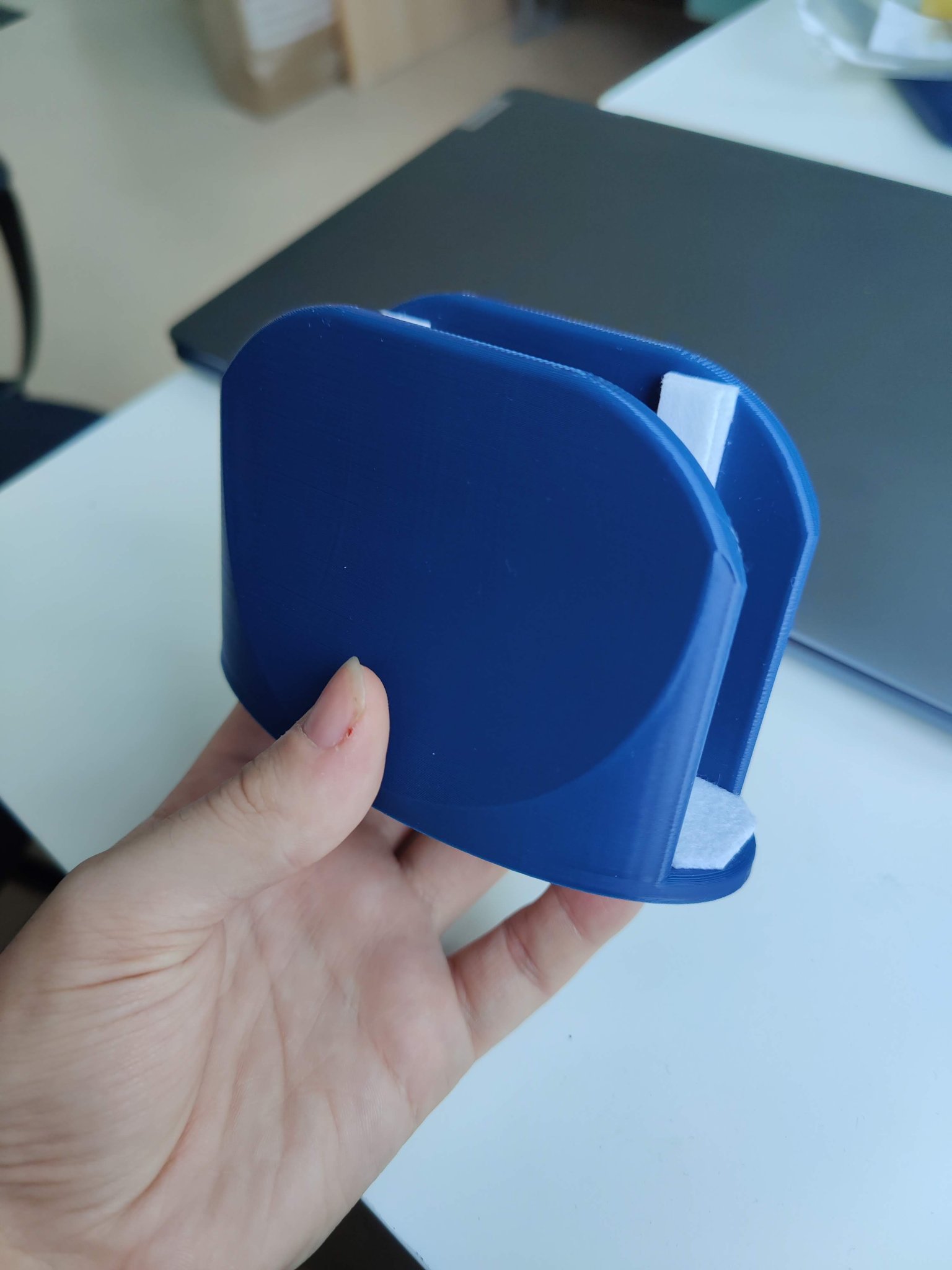 Tiêu đề Đế Laptop dạng đứng Tóm tắt Chân đế tiết kiệm