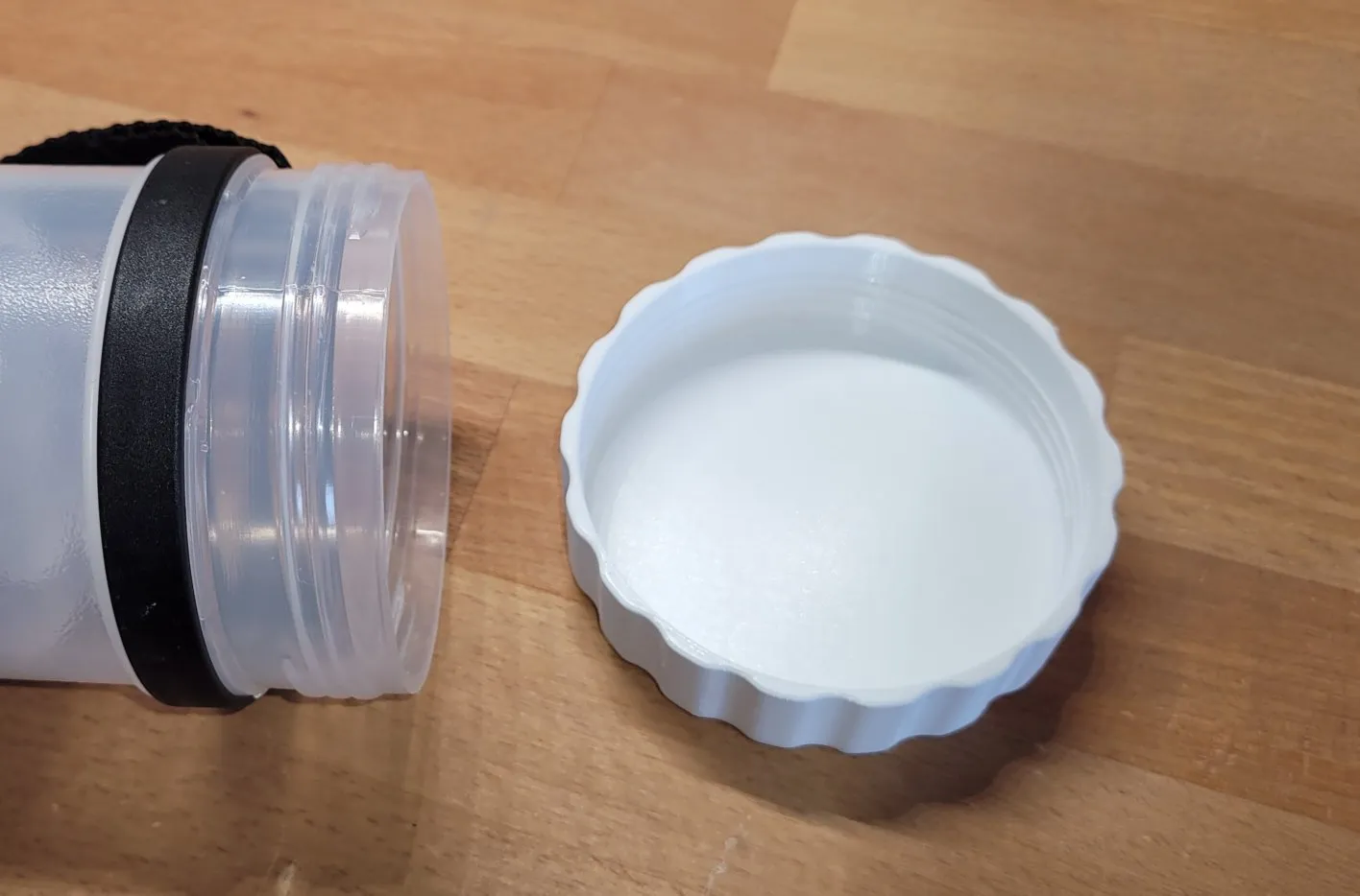 Tiêu đề Nắp vặn cho ống vận chuyển RUMOLD Tóm tắt Phù hợp