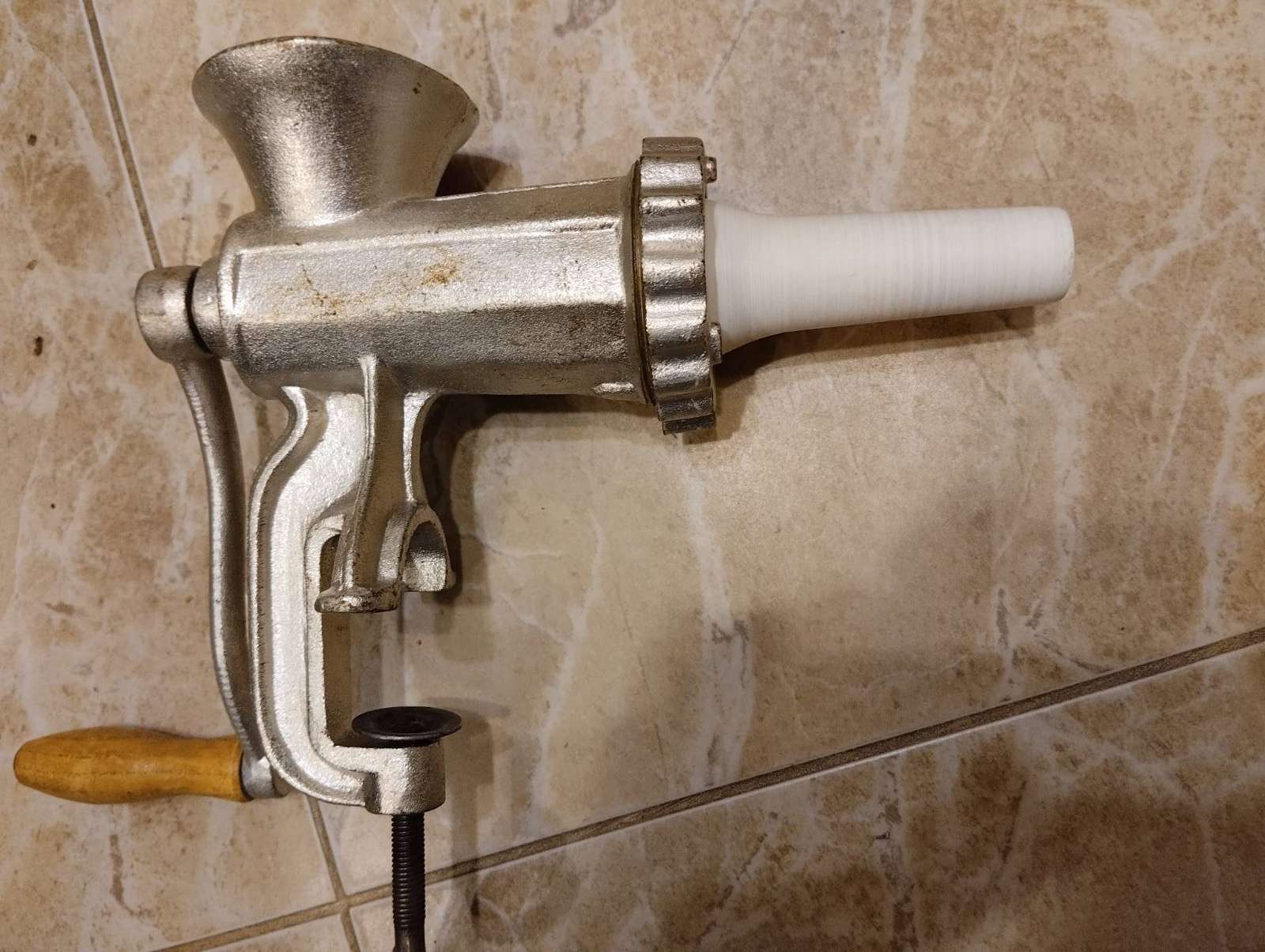 Sausage filling funnel