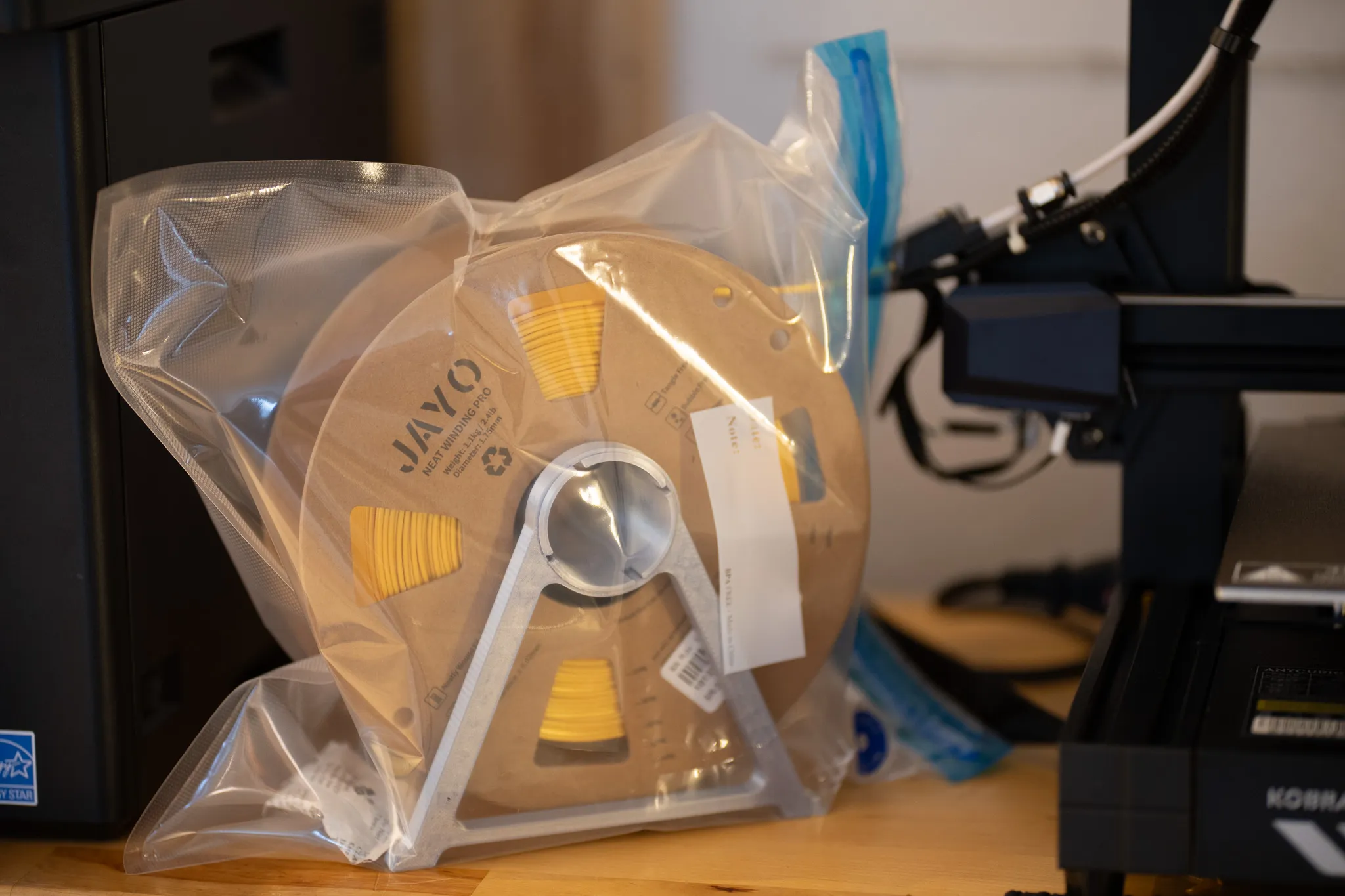 Giá Đỡ Sợi Nhựa Cho Túi Hút Chân Không