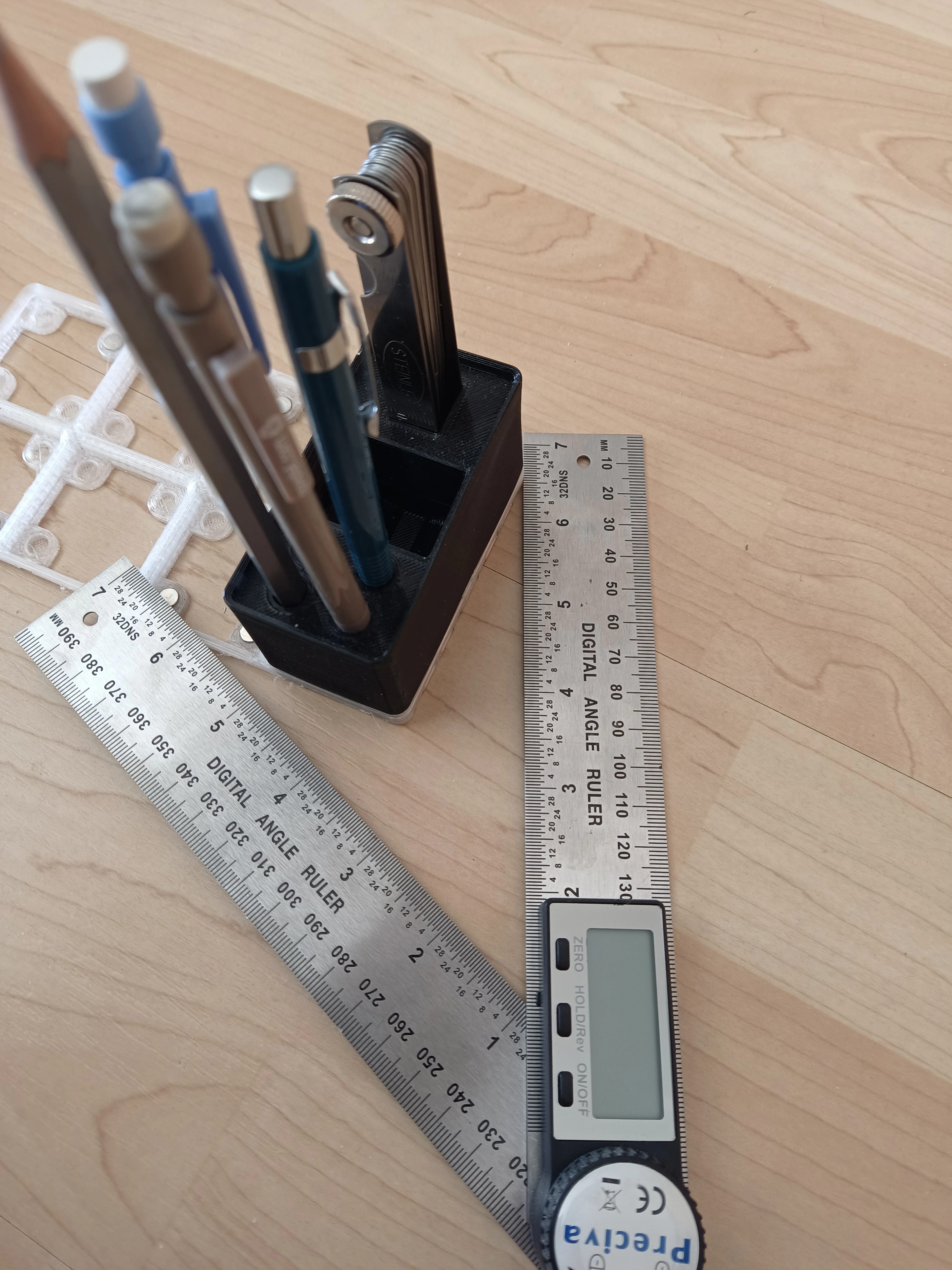 Tiêu đề Giá đỡ máy đo góc bút chì và máy đo độ dày cho Gri