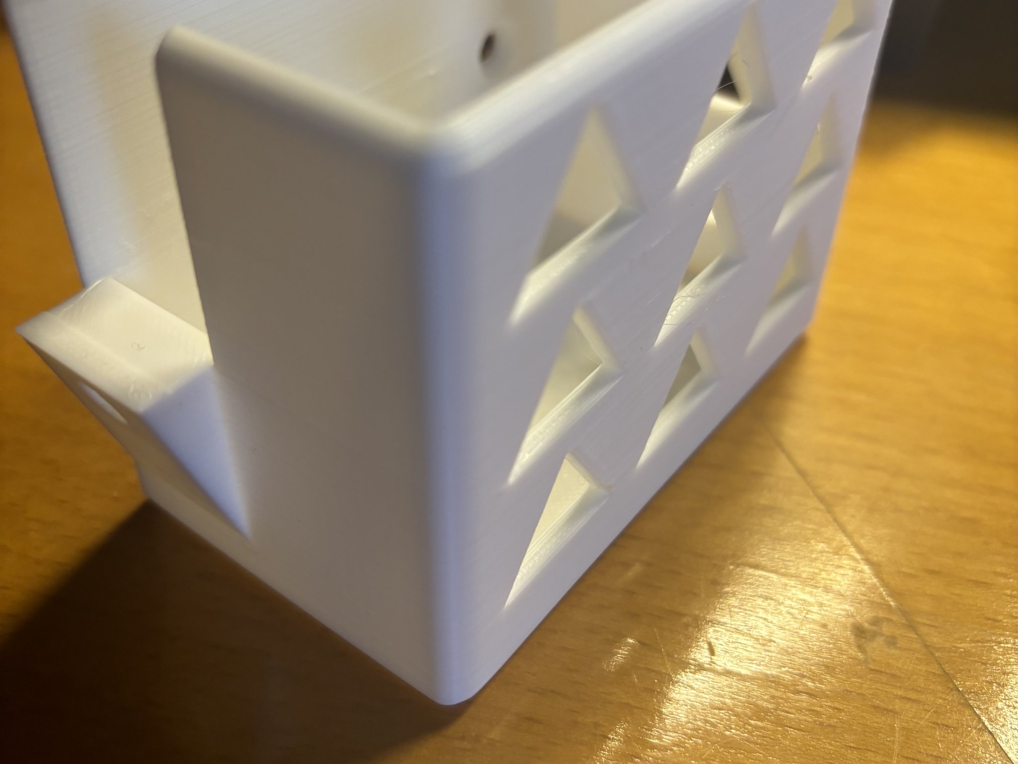 Giá đỡ pin máy hút bụi BuTure