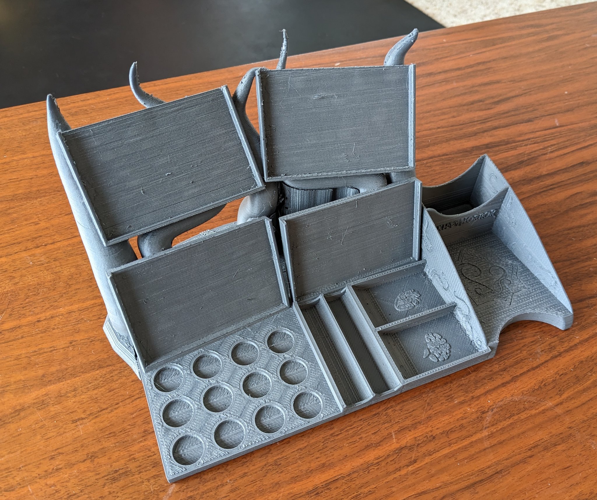 Tiêu đề Người giữ thẻ kinh dị Arkham Tóm tắt Bảng điều k