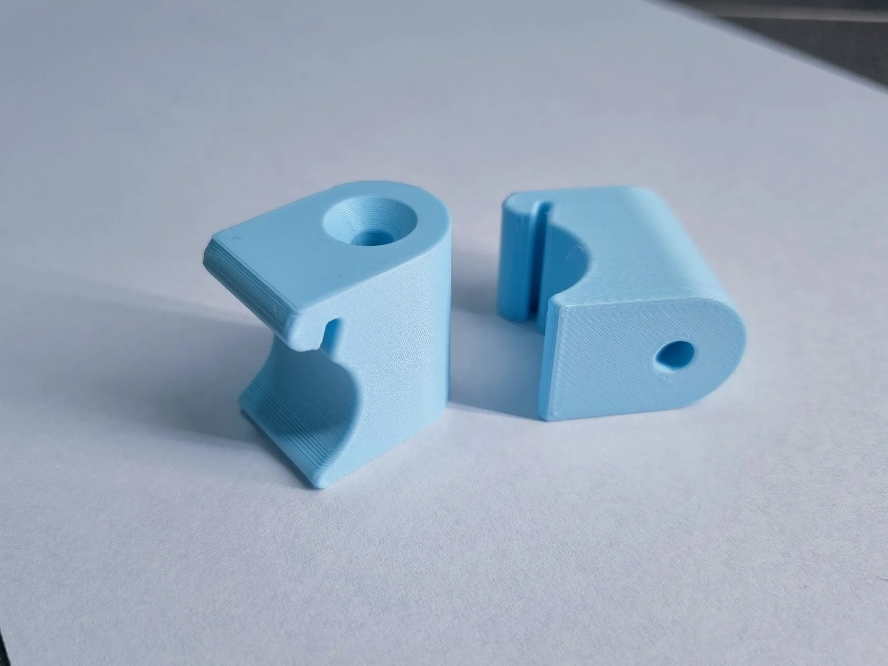 Pát Gắn Tường Cho USM Haller