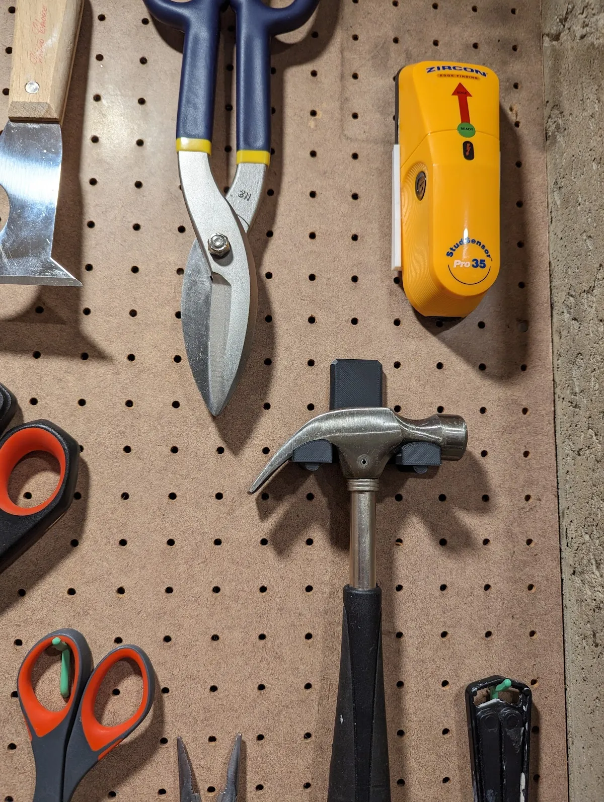 Tiêu đề Peglock Hammer Extra Secure Tóm tắt Phối lại giá treo bú