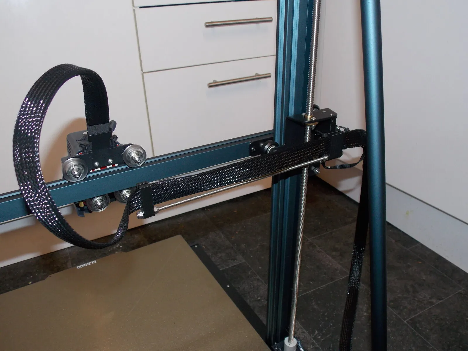 Tiêu đề Giá đỡ và giảm căng cáp Elegoo Neptune 3 và 4 Max and Plu