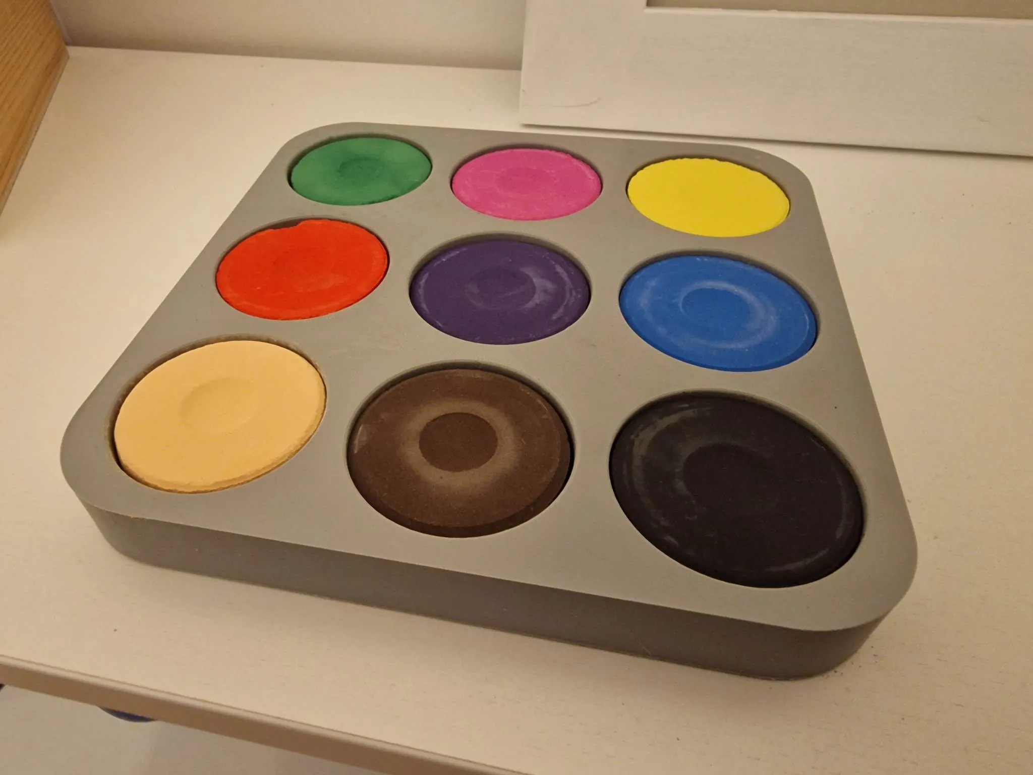 Tiêu đề Bảng màu nước pucks 55mm Tóm tắt Bảng màu nước ch