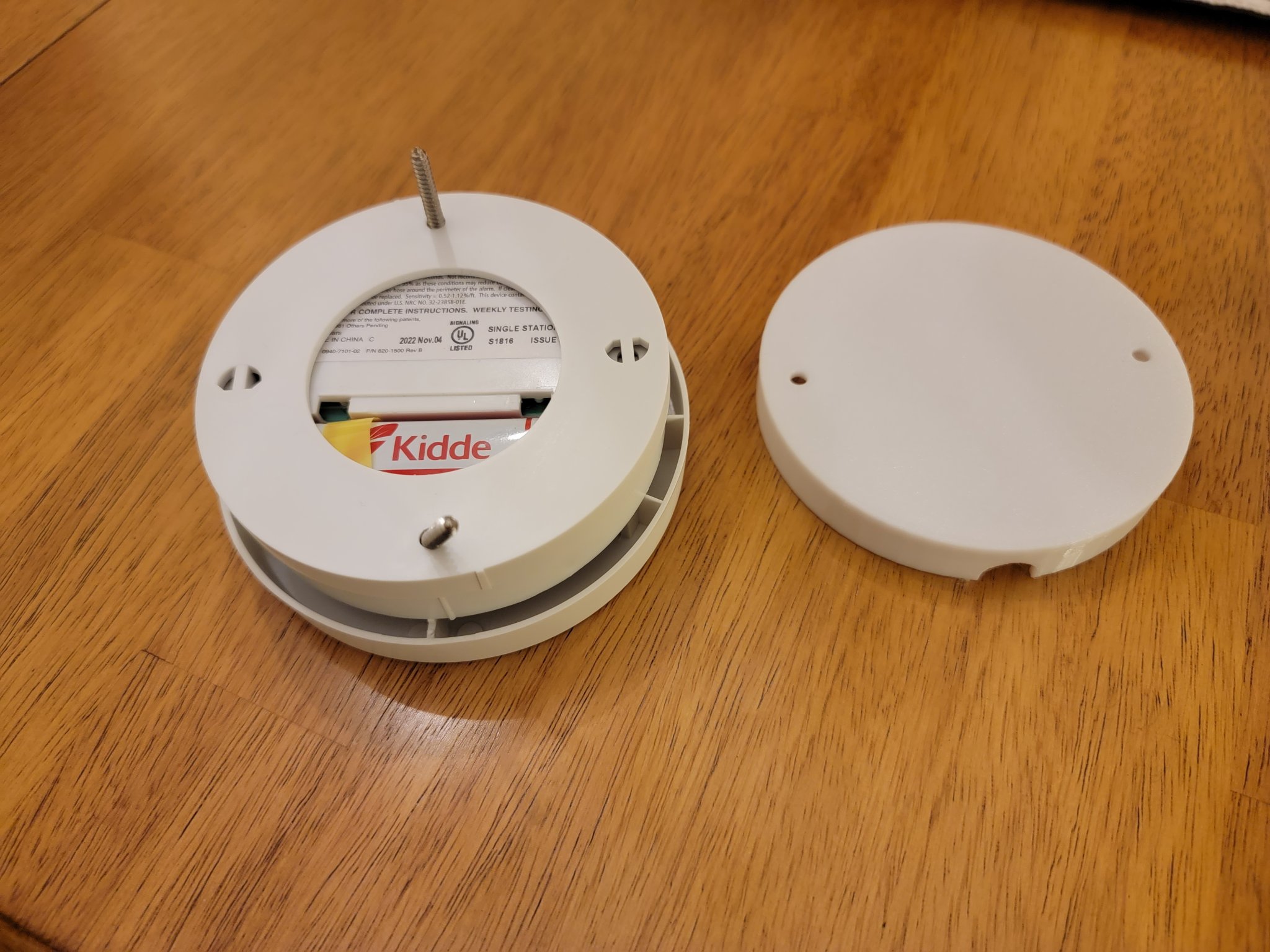 Tiêu đề Vỏ cáp báo khói RV Tóm tắt Vỏ bọc và miếng đệm