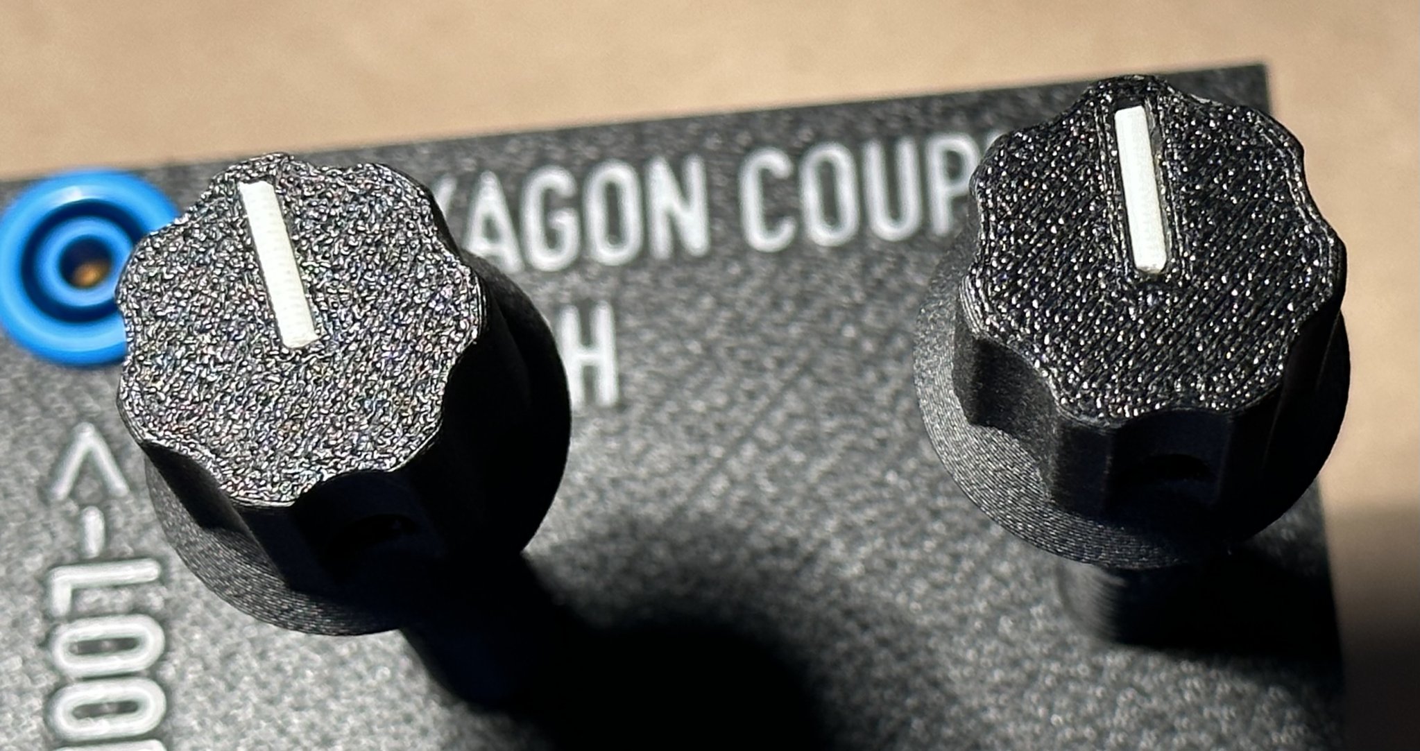 Nút Vặn Radio M10