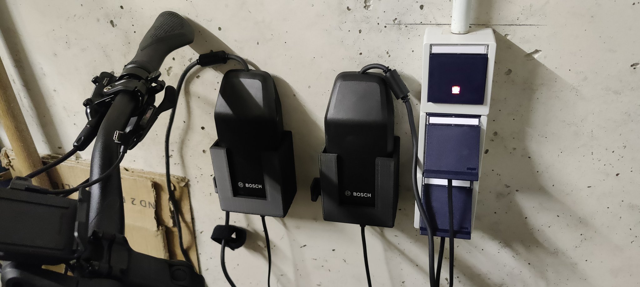 Wallmount/Wandhalterung Bosch eBike Battery Charger 4A BPC3400