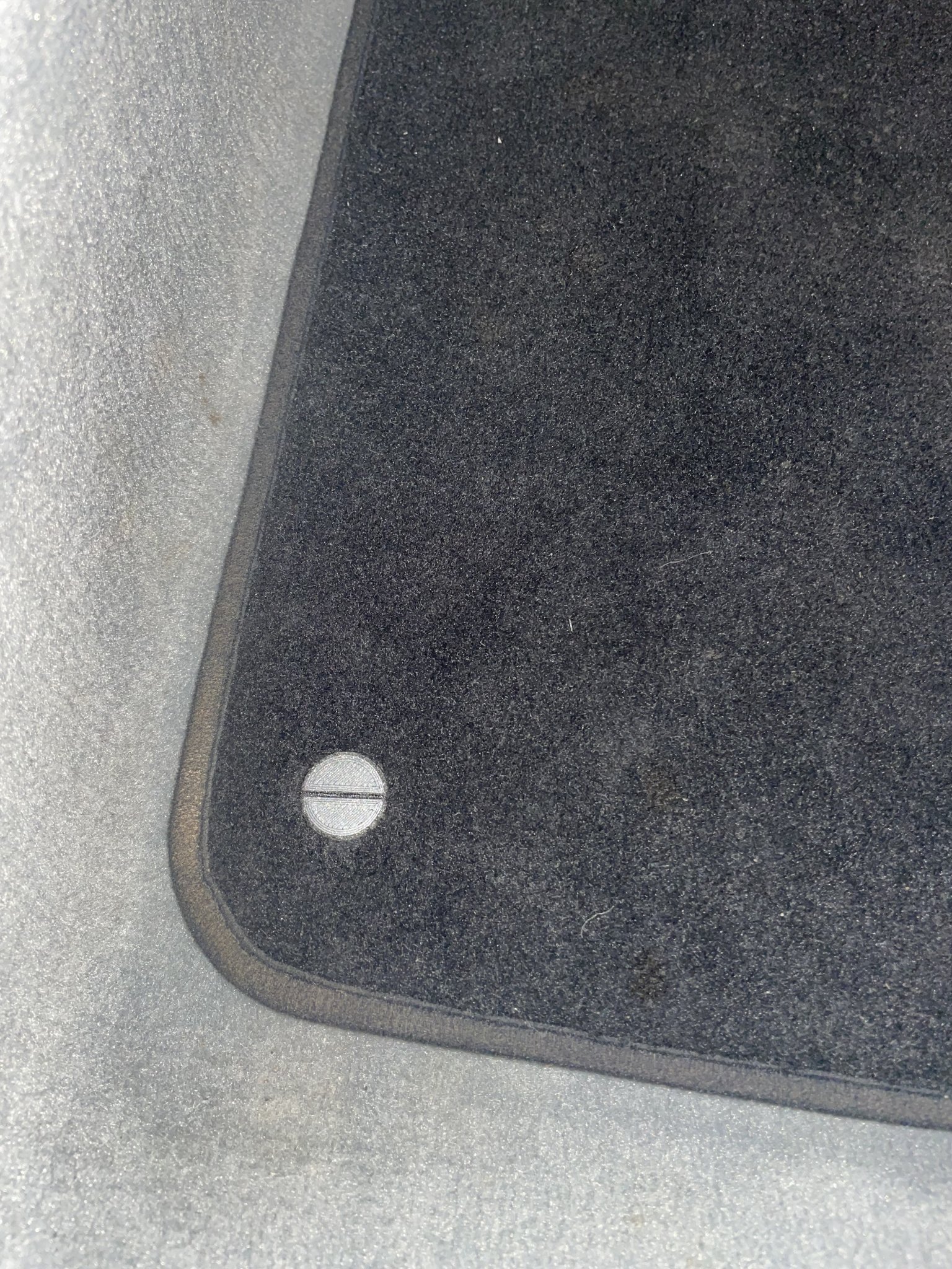 Tiêu đề Khóa xoắn thảm Tổng hợp Kẹp thảm Twist Lock kèm vò