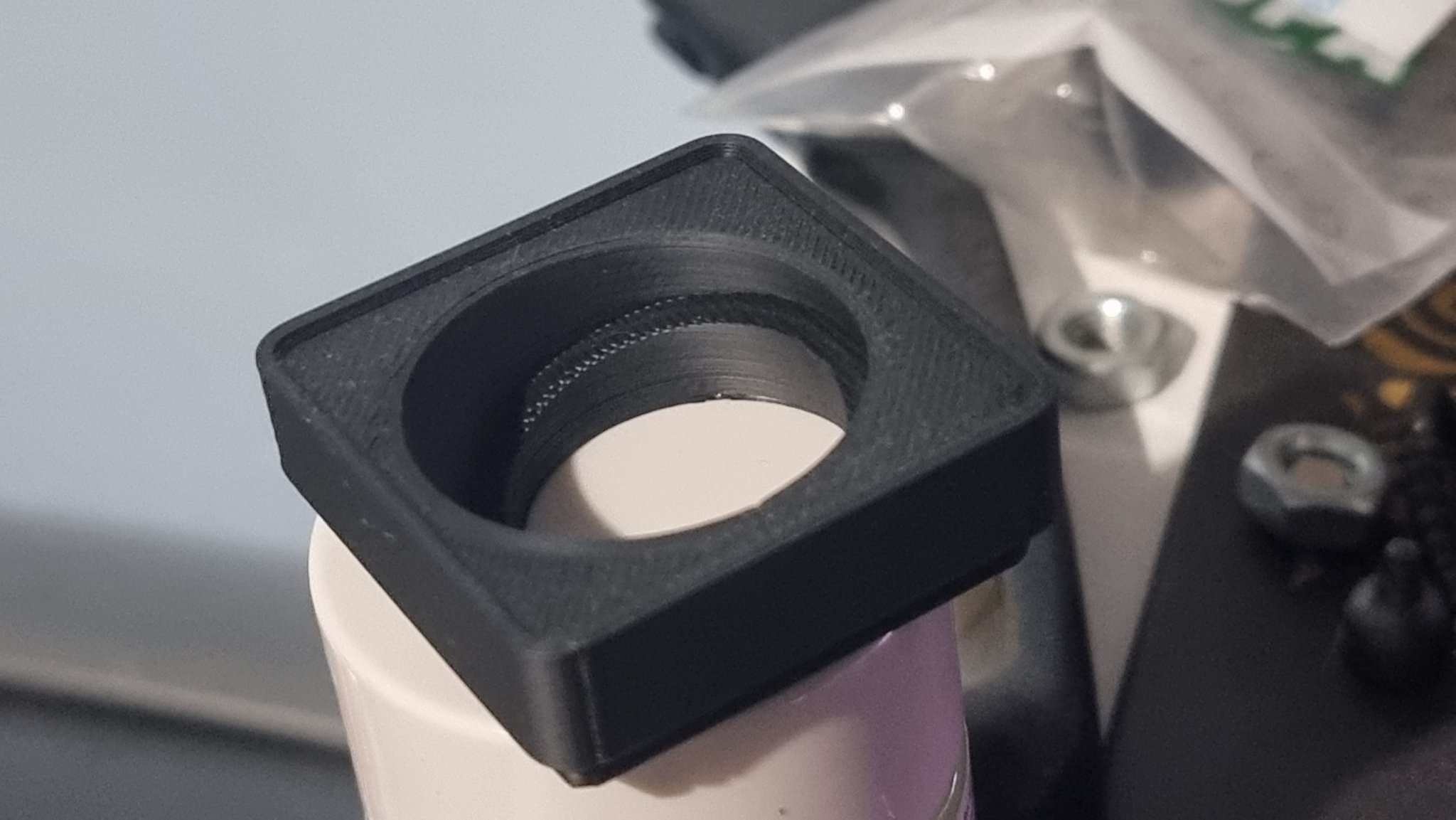 Tiêu đề Gridfinity - Revell email Tóm tắt một giá đỡ nông để