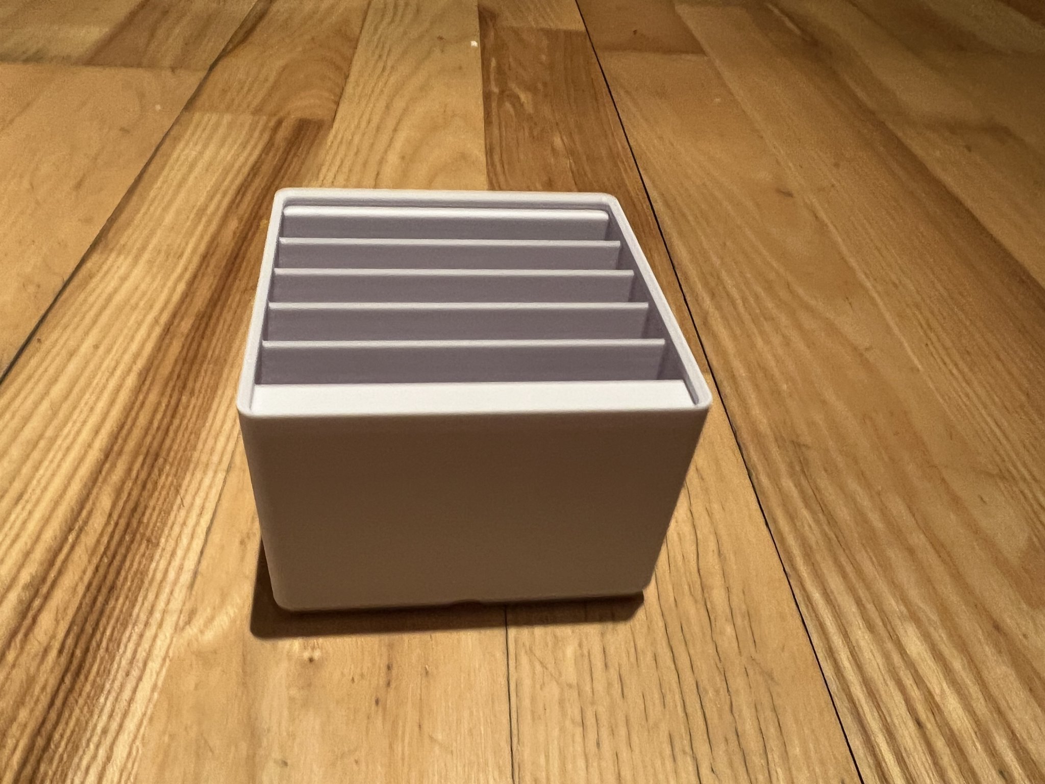 Tiêu đề Gridfinity post it chủ Tóm tắt Một giá đỡ lưới có