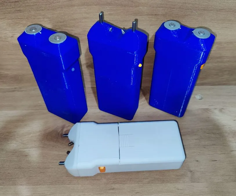 Tiêu đề súng gây choáng Tổng hợp Súng gây choáng pin rời và